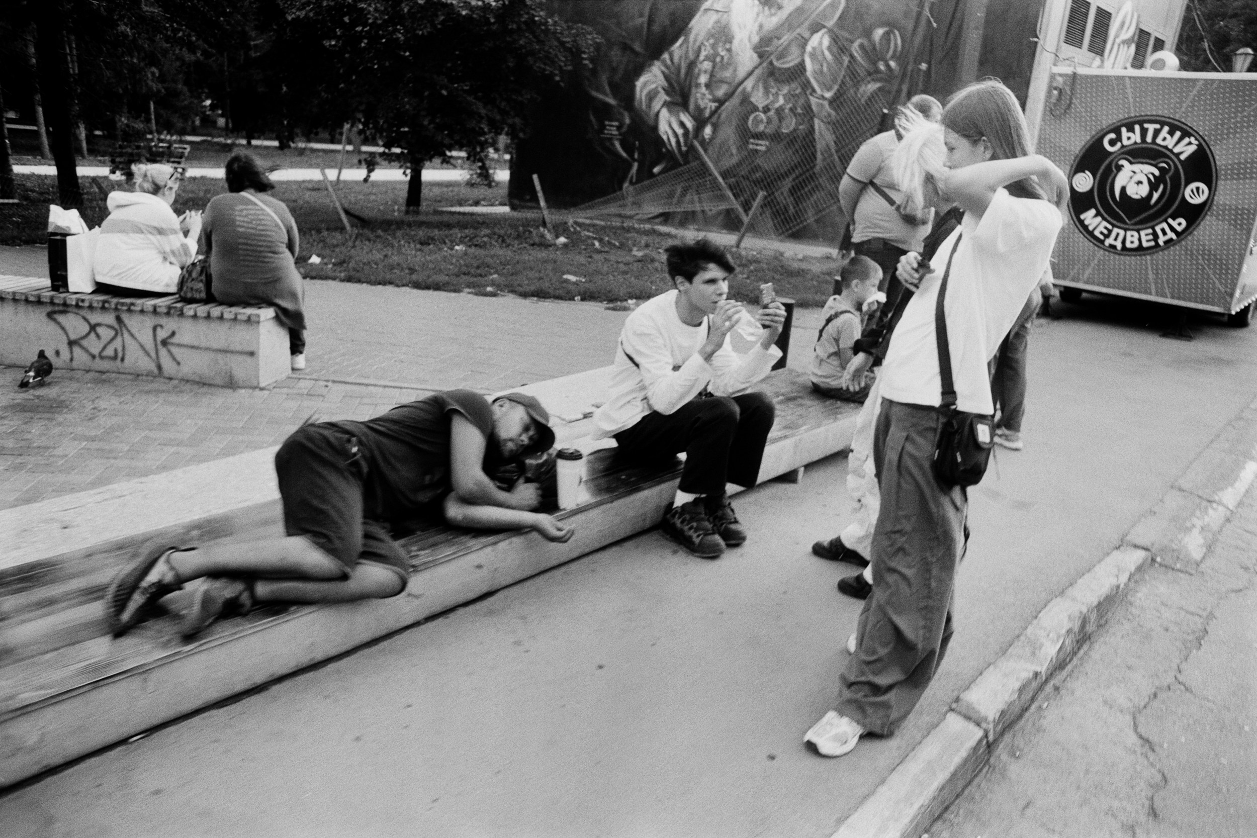 Street-photo города Новосибирск. Портретный и репортажный фотограф. Мыльников Илья