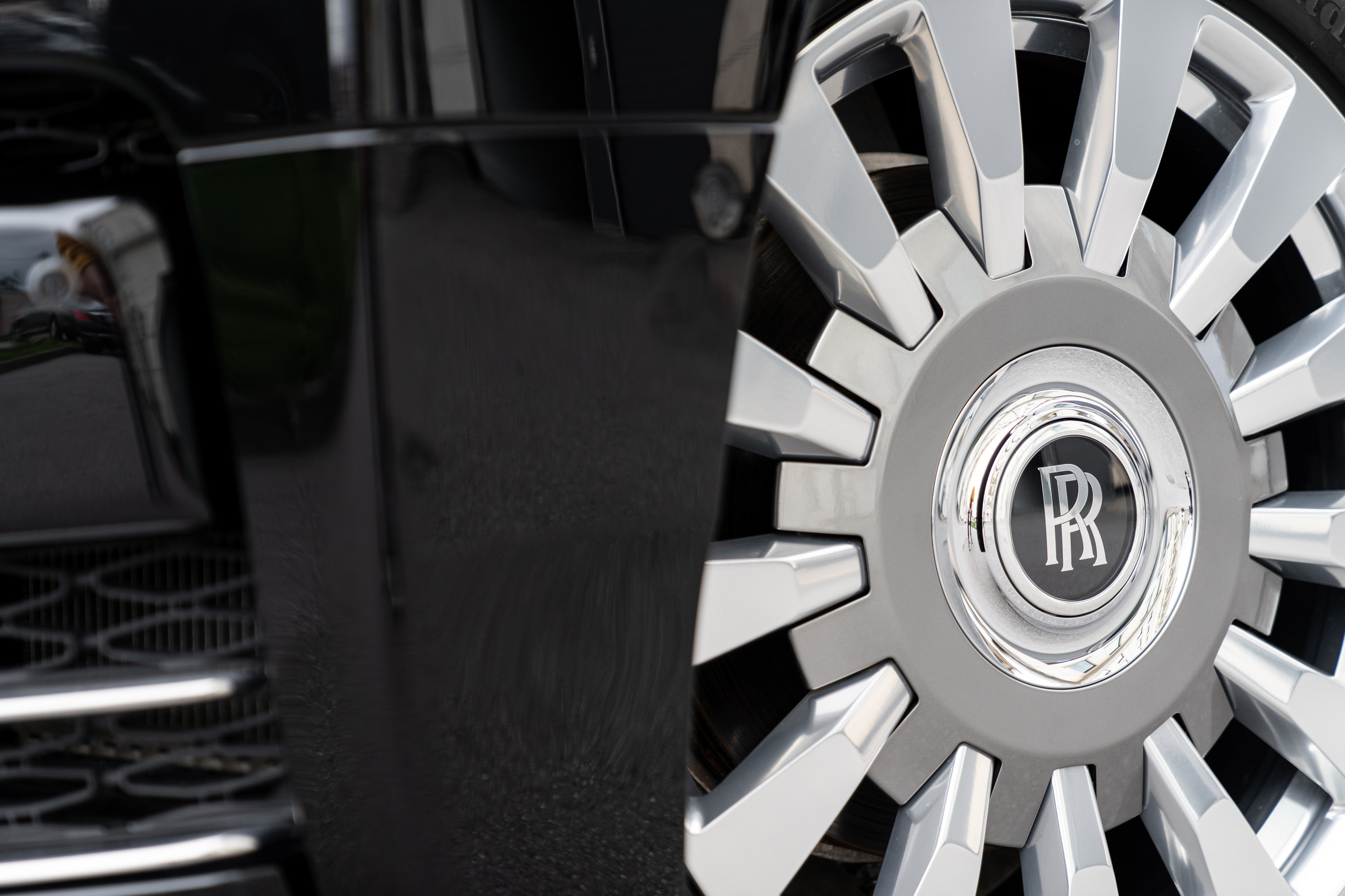 Rolls-Royce Phantom VIII [SWISSTOUCH]