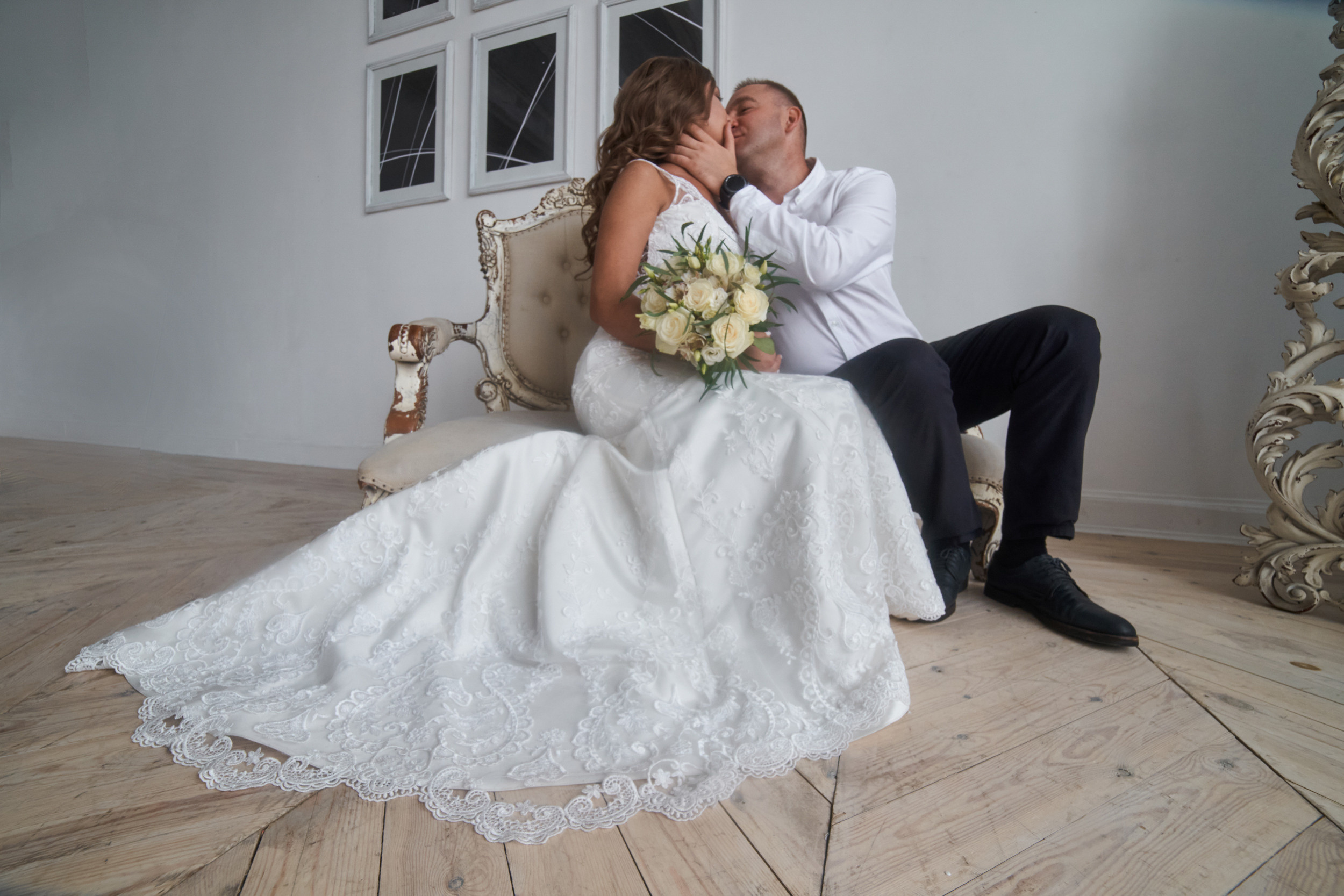 Victoria & Constantine