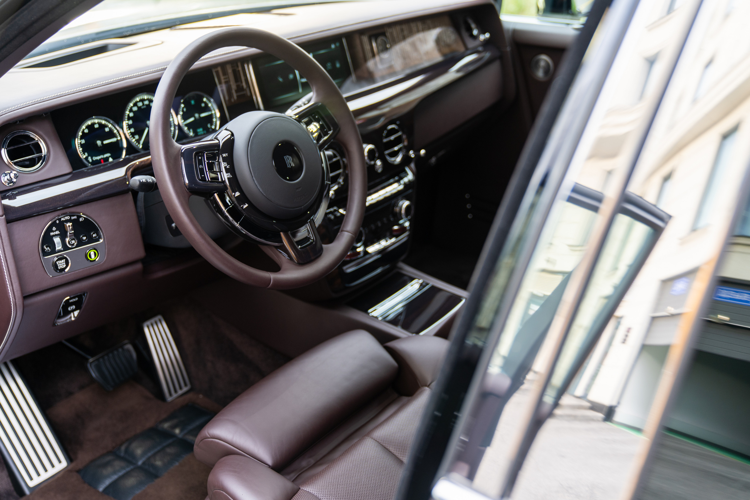 Rolls-Royce Phantom VIII [SWISSTOUCH]