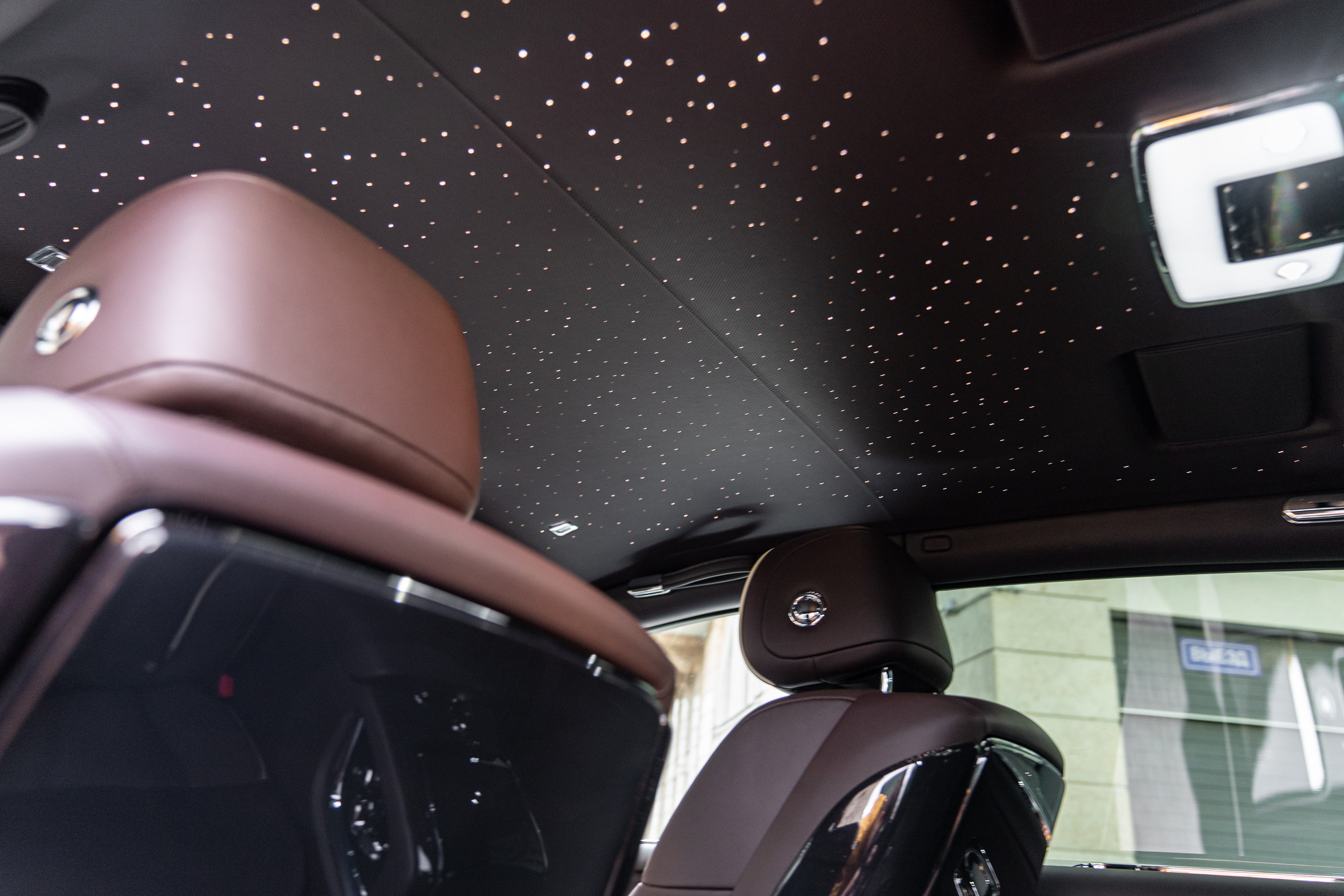 Rolls-Royce Phantom VIII [SWISSTOUCH]