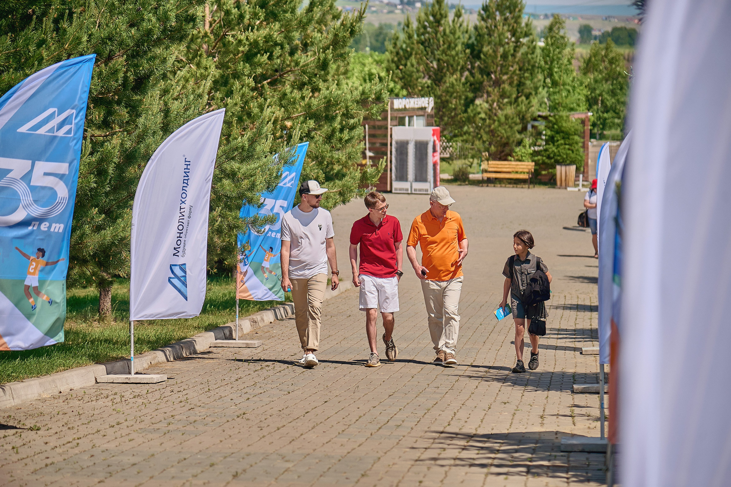 Монолитхолдинг — Емельяновское озеро. Фотограф Яковлев Роман — Красноярск