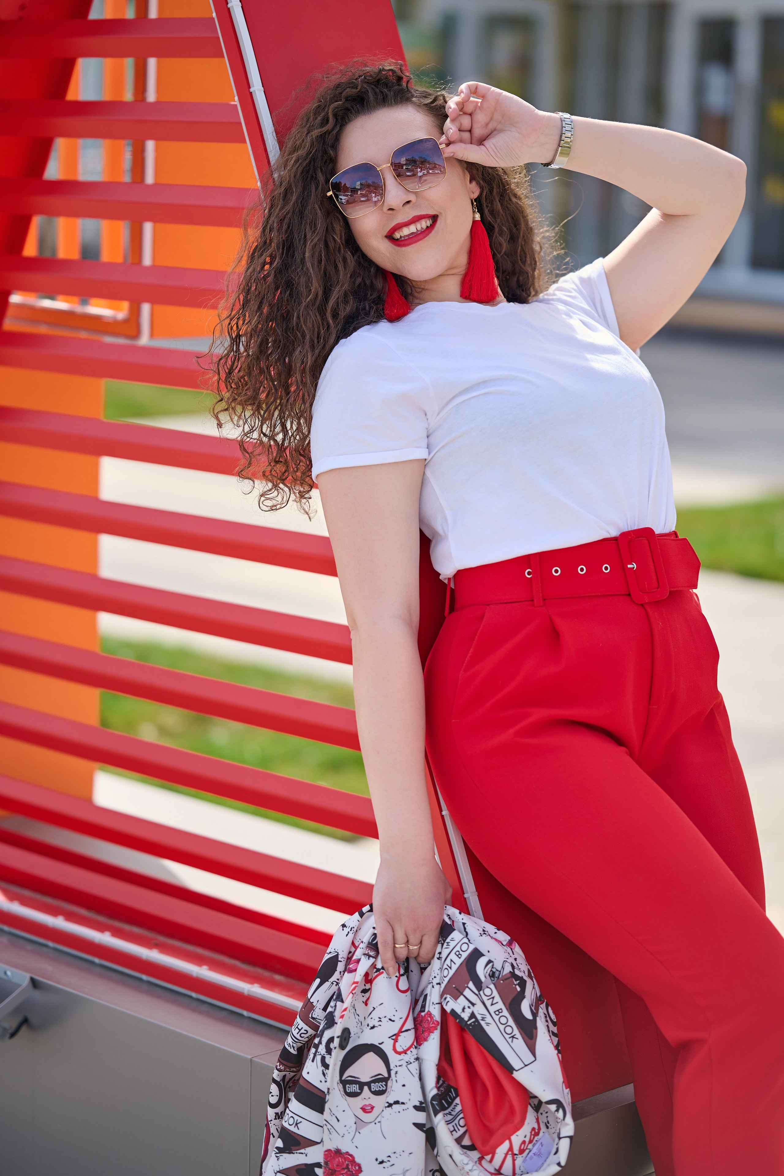 Цвет настроения «Красный». Школьный и семейный фотограф/видеограф в г. Курганинске