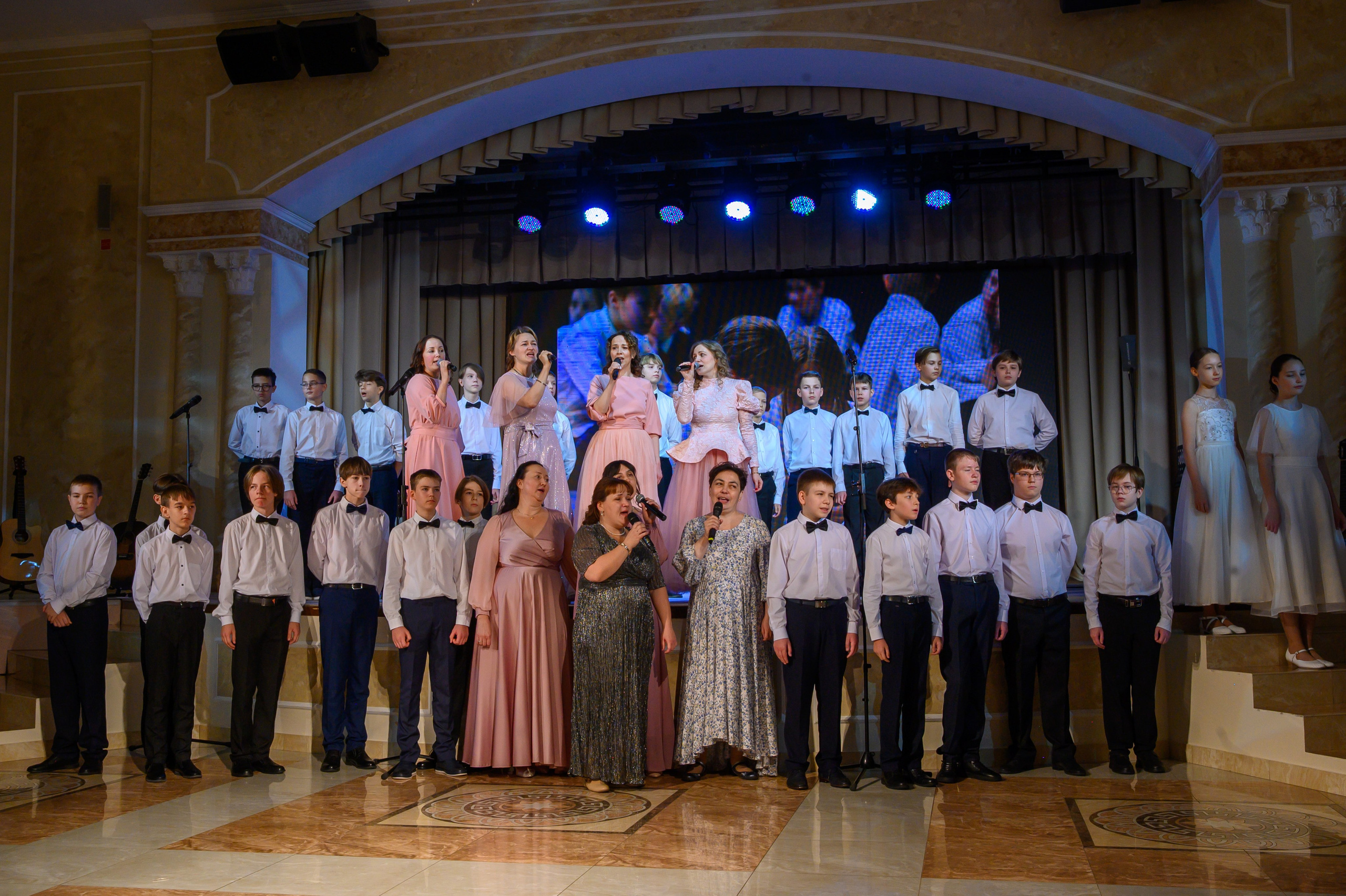 Бал ФМШ 7 класс. Фотограф новорожденных, семейный детский в Тюмени Татьяна Морозова