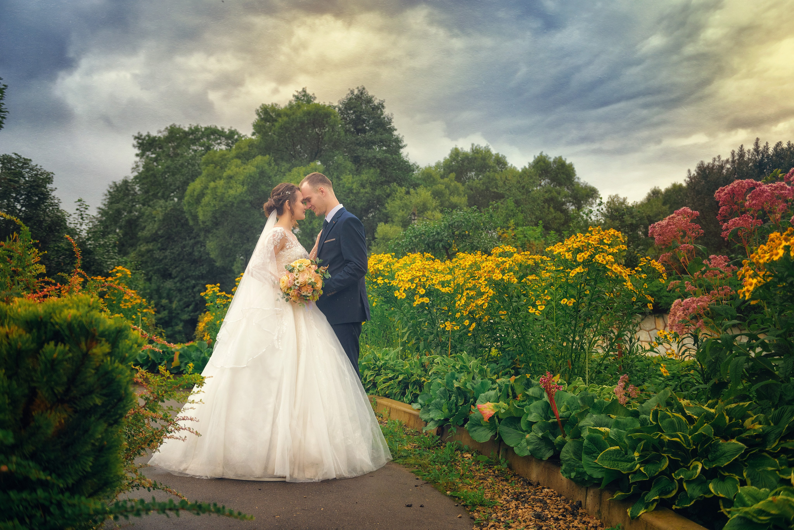 Фотографии. Творческая студия «Махавик». Свадебная фото и видеосъёмка в Подольске