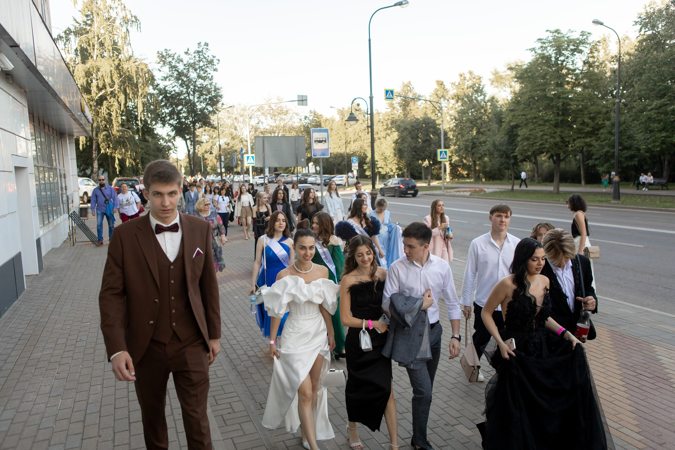 Выпускной Гимназия 12 2024 г. Свадебный и портретный Фотограф в Липецке Дмитрий Котюков