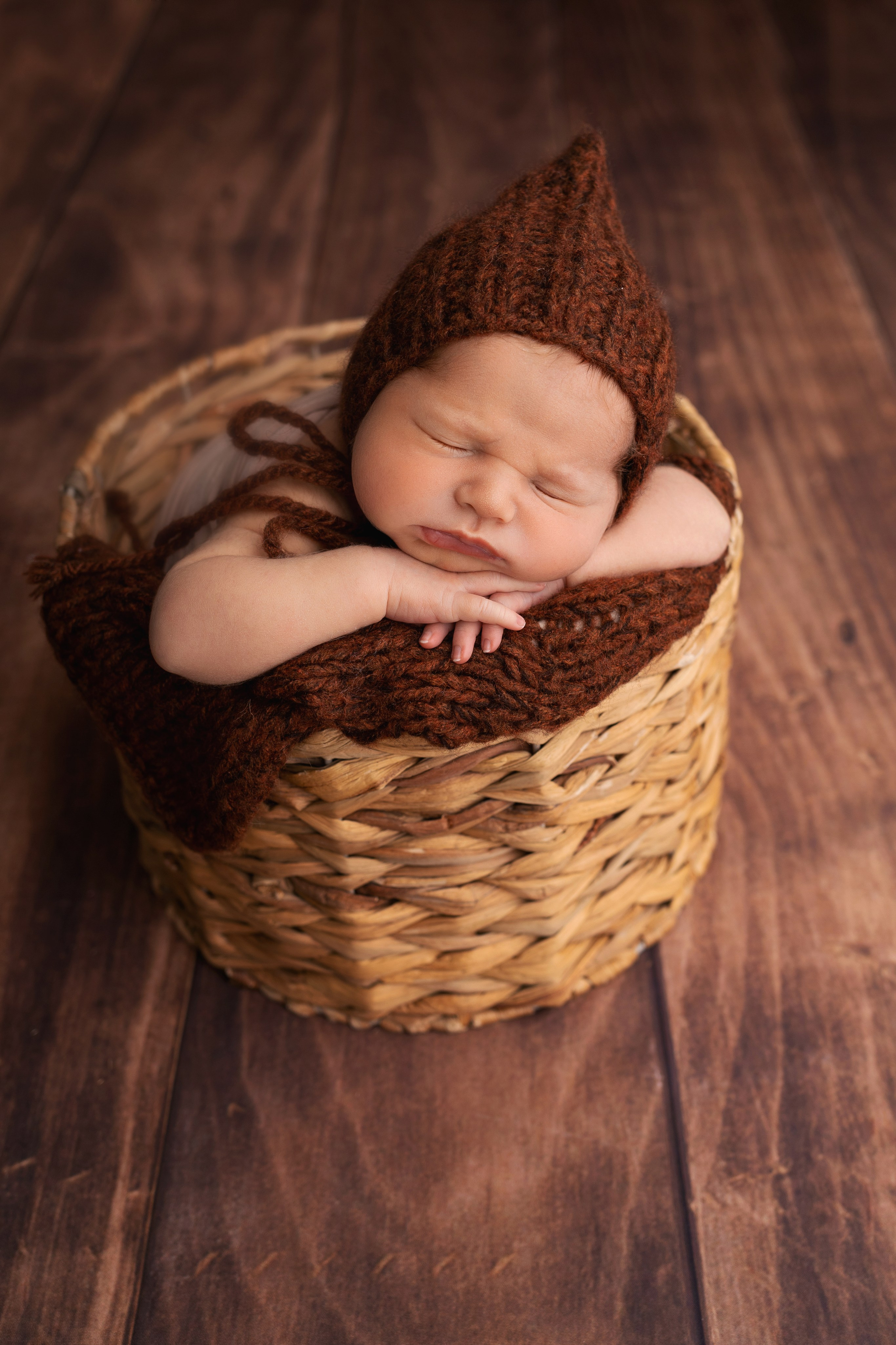 Классическая фотосессия малыша. Фотограф новорожденных малышей в Омске и Омской области Эльвира Камаева