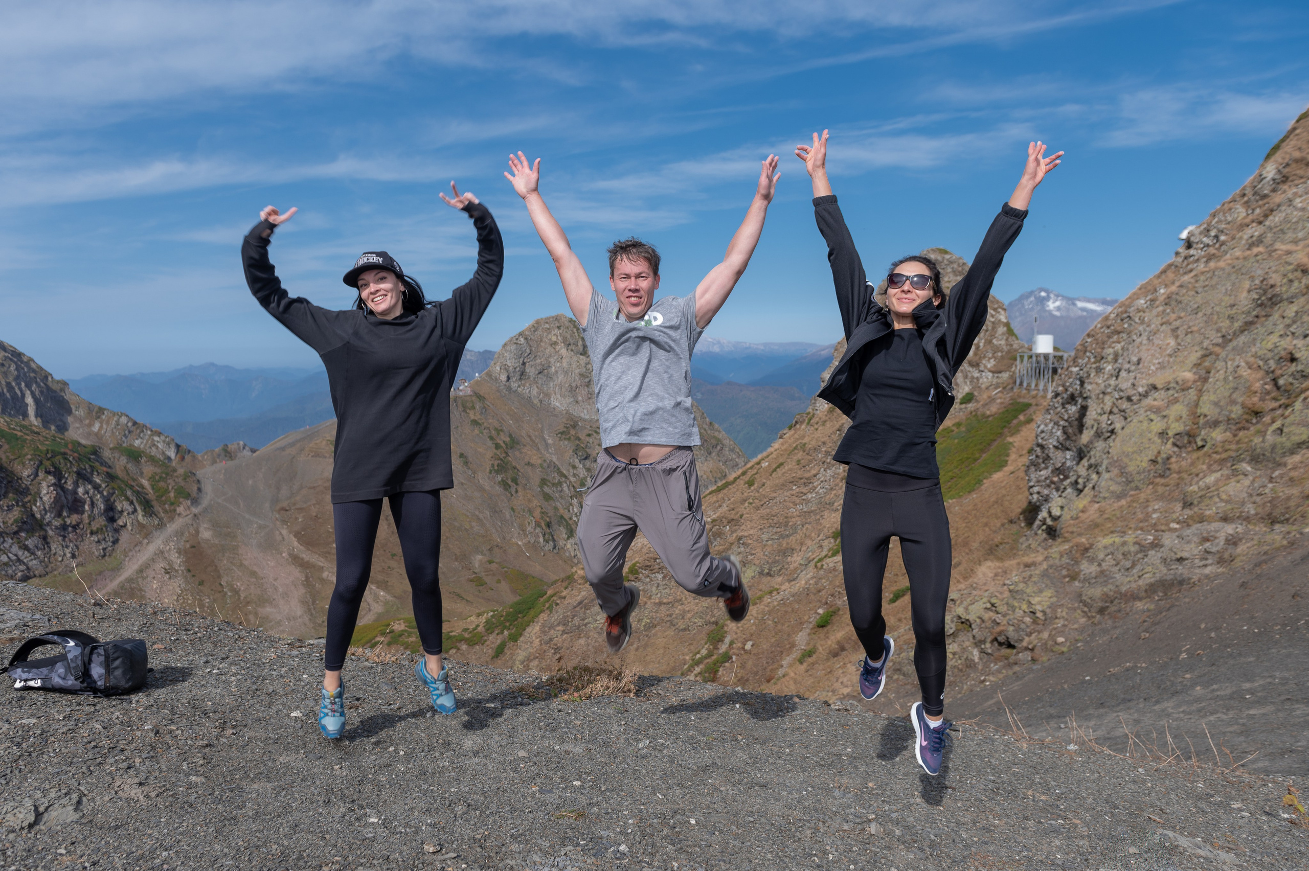 Хайкинг по трем курортам Красной Поляны 2022. Репортажный фотограф в Красной Поляне и Сочи Павлюченко Екатерина