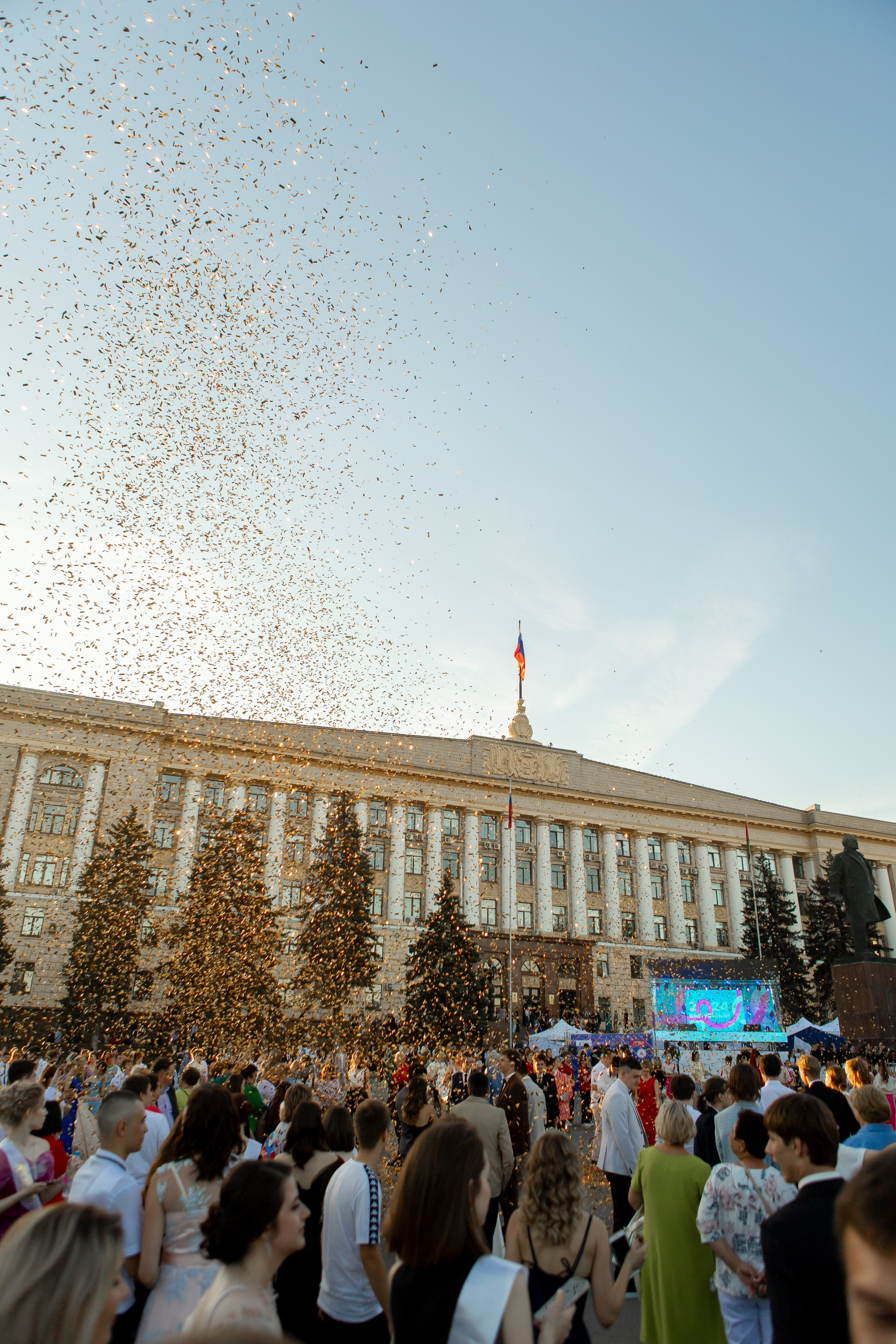 Выпускной Гимназия 12 2024 г. Свадебный и портретный Фотограф в Липецке Дмитрий Котюков