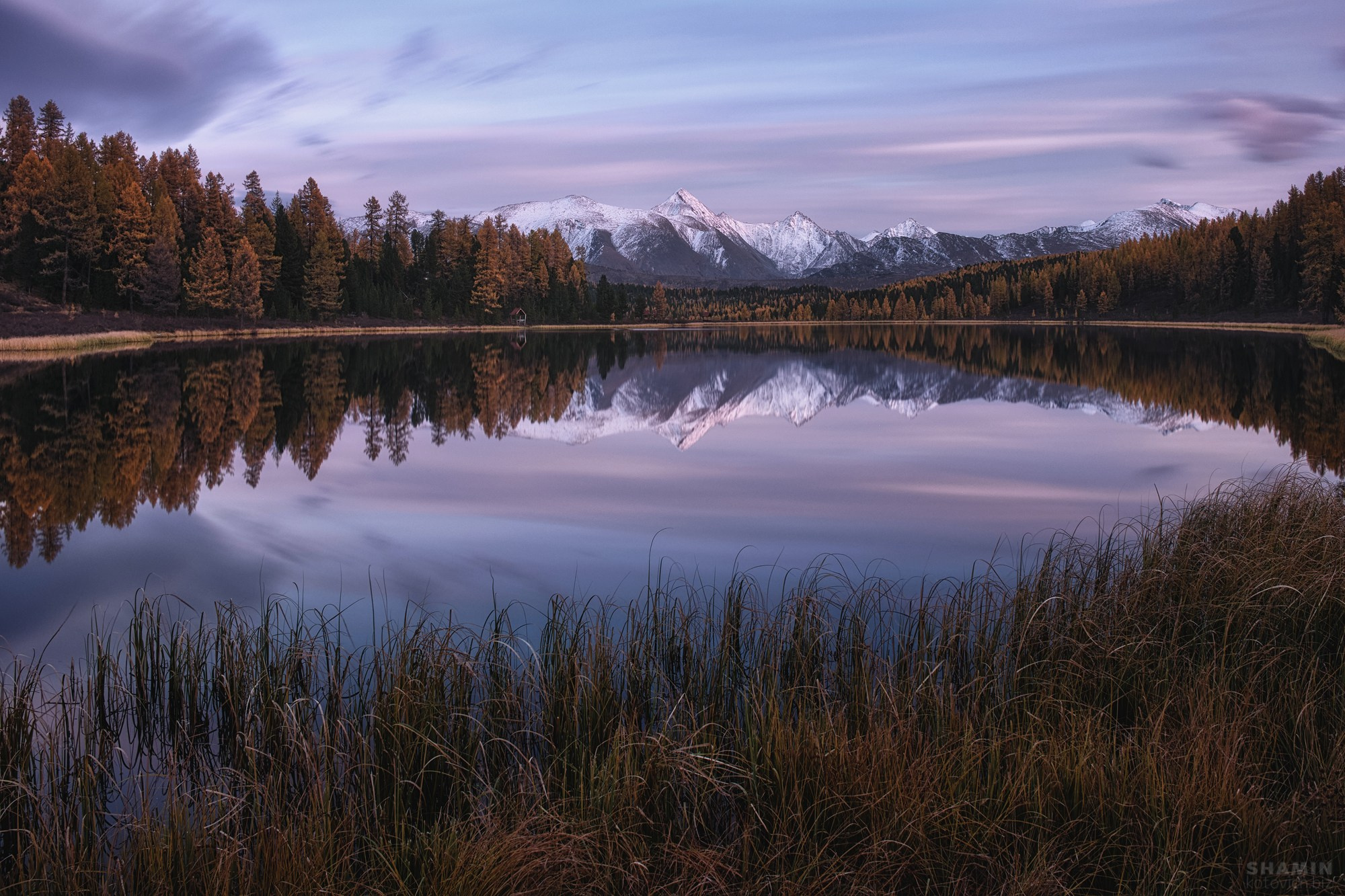 Алтай — пейзажная фотография Константина Шамина. Горы, реки и долины Алтая, природный свет, аэрофотосъёмка и классические пейзажи России.