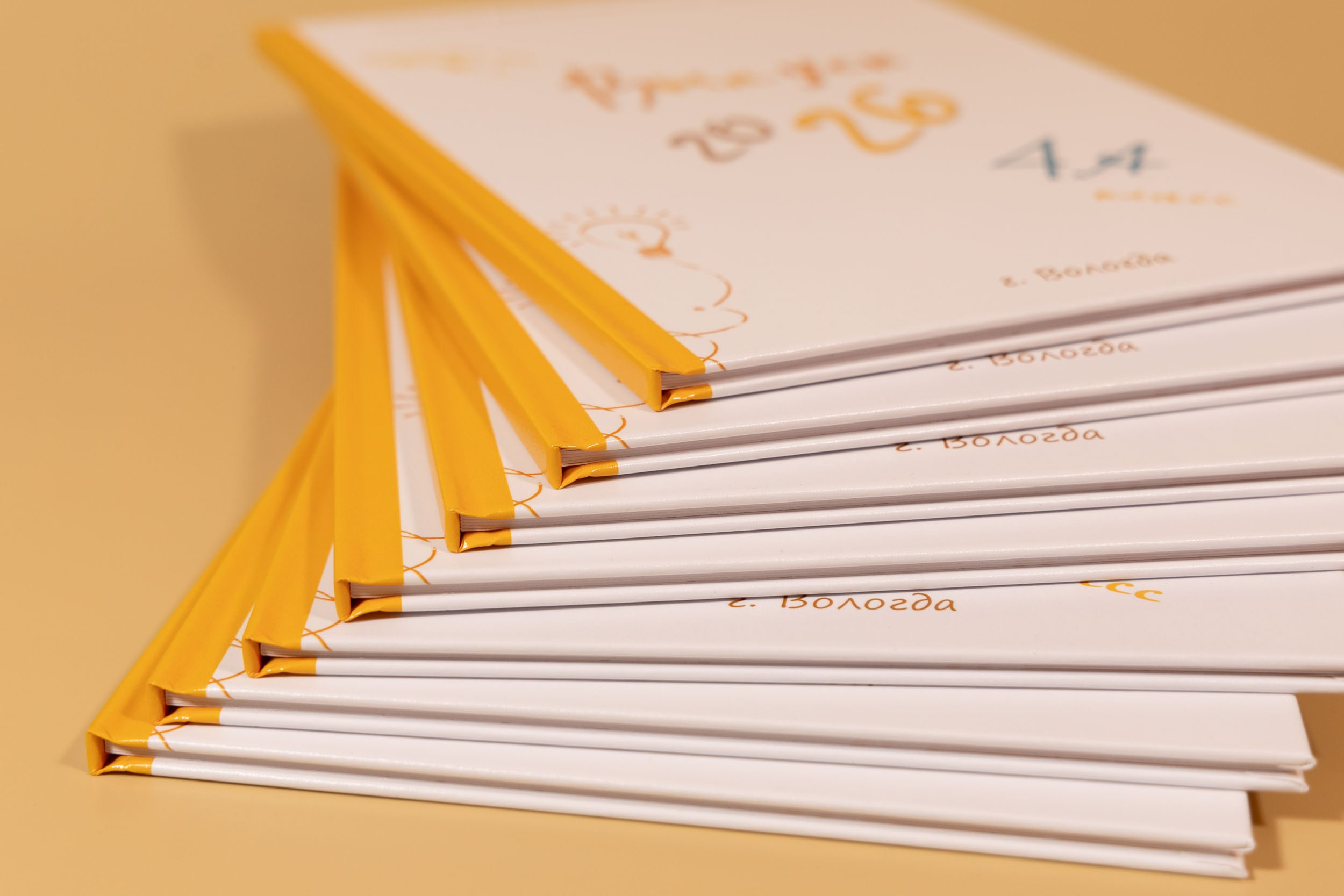 Выпускной альбом для 4 класса в Вологде