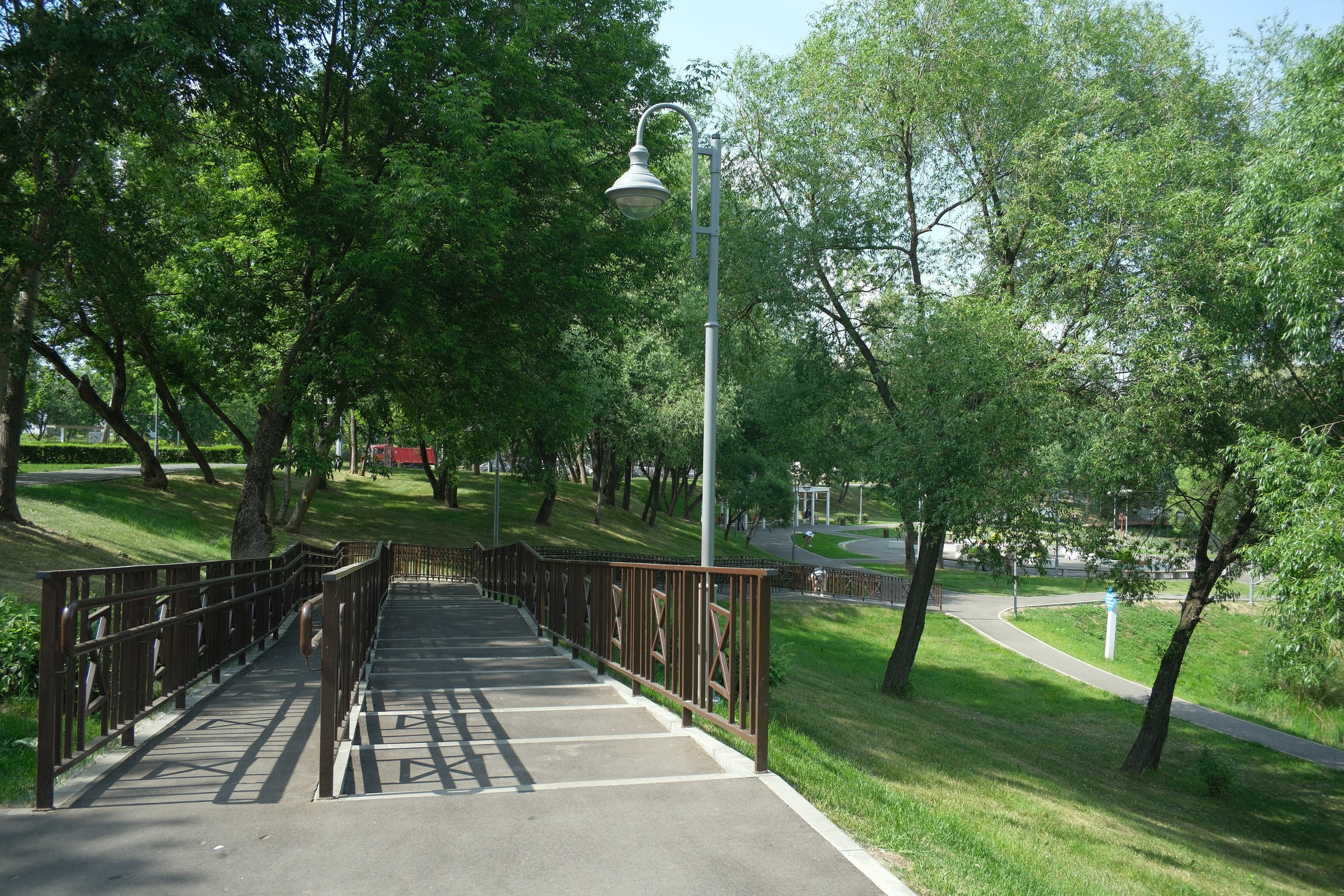 31.05.2025. Покровский парк. Активное долголетие. Улица, люди, жизнь…