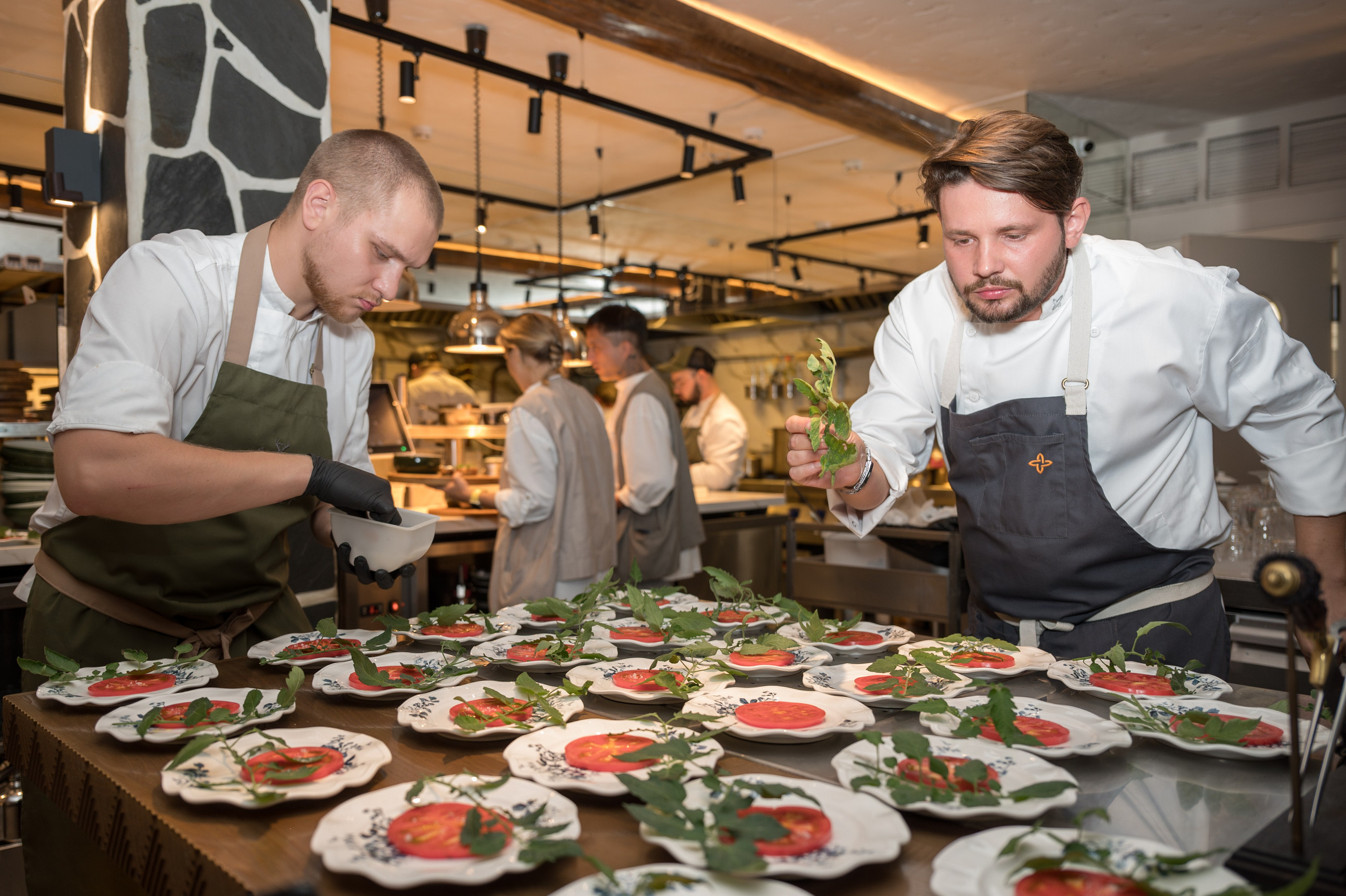 Гастрономический ужин в ресторане Co-Co Chalet. Репортажный фотограф в Красной Поляне и Сочи Павлюченко Екатерина