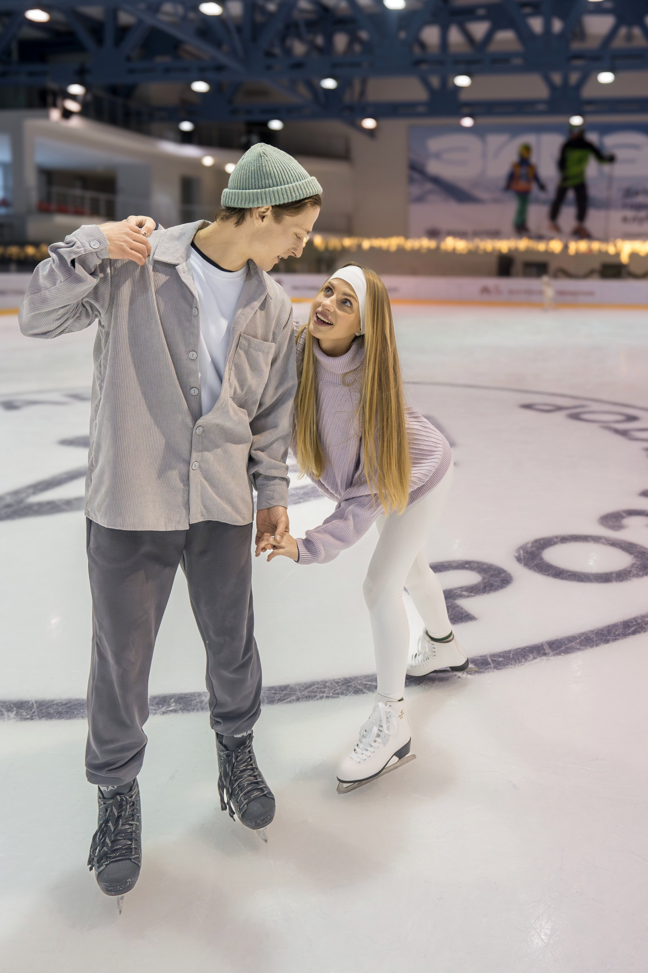 Контент съемка на катке для курорта Роза Хутор. Репортажный фотограф в Красной Поляне и Сочи Павлюченко Екатерина