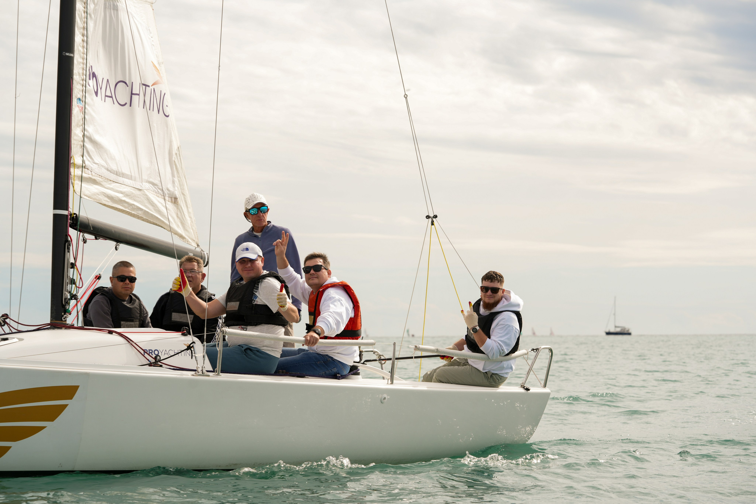 Яхтенная регата для компании Агрегатка. Репортажный фотограф в Красной Поляне и Сочи Павлюченко Екатерина