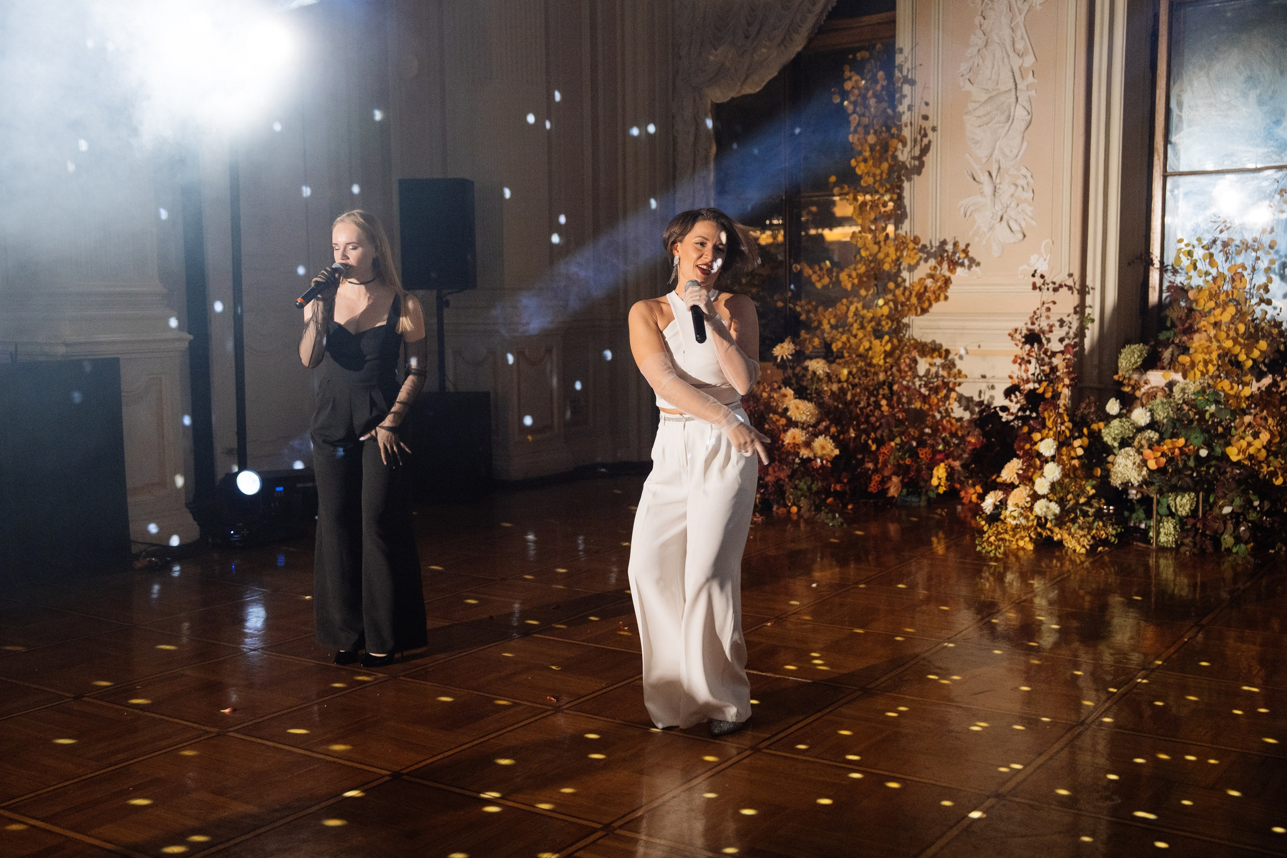 Современная свадьба во дворце. Свадебный фотограф организатор в Санкт-Петербурге Ассоль Опарина