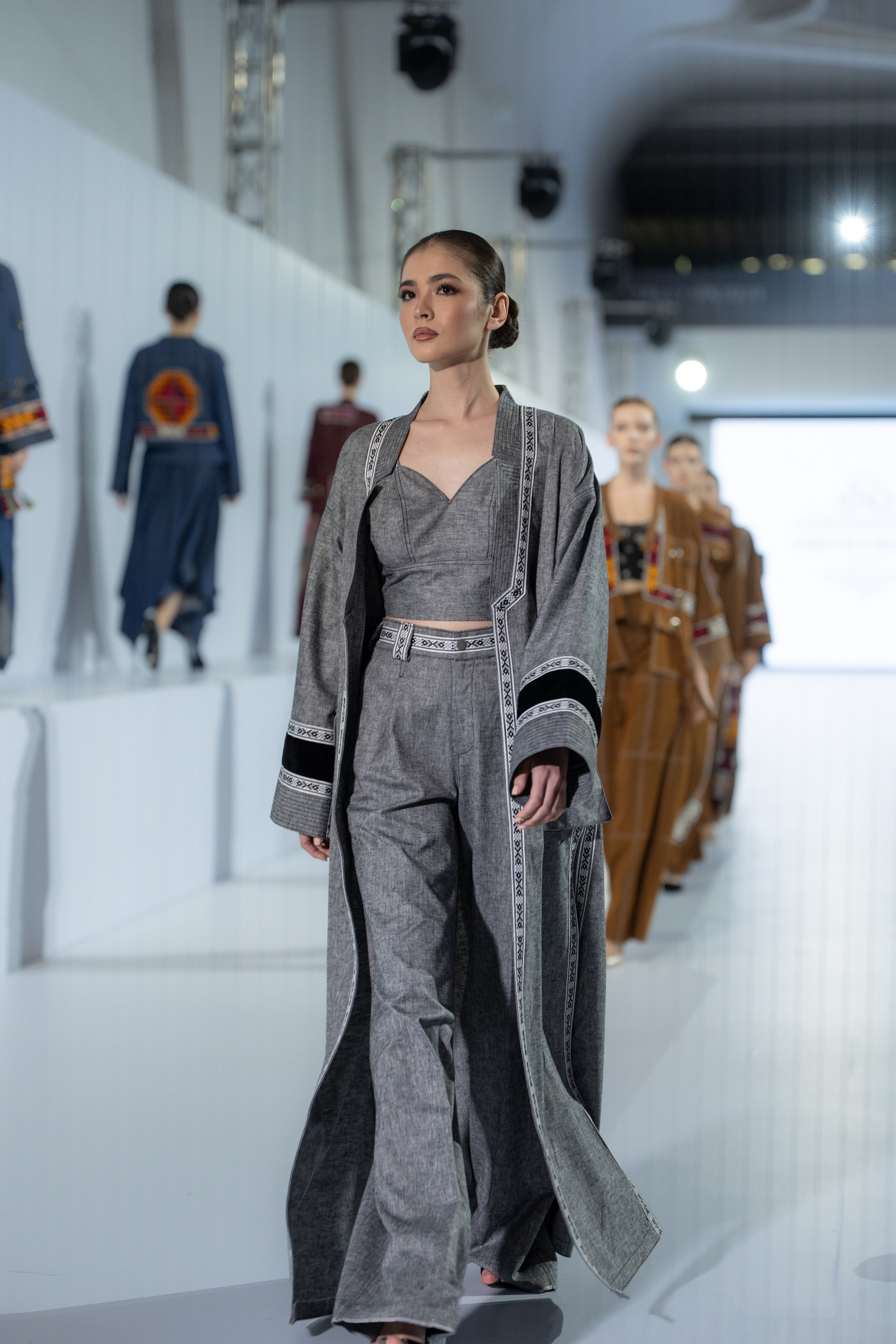 Umed Kuchkaliev. Сайт Алматинского НЮ АРТ, будуар и фэшн фотографа Дениса Карпенко