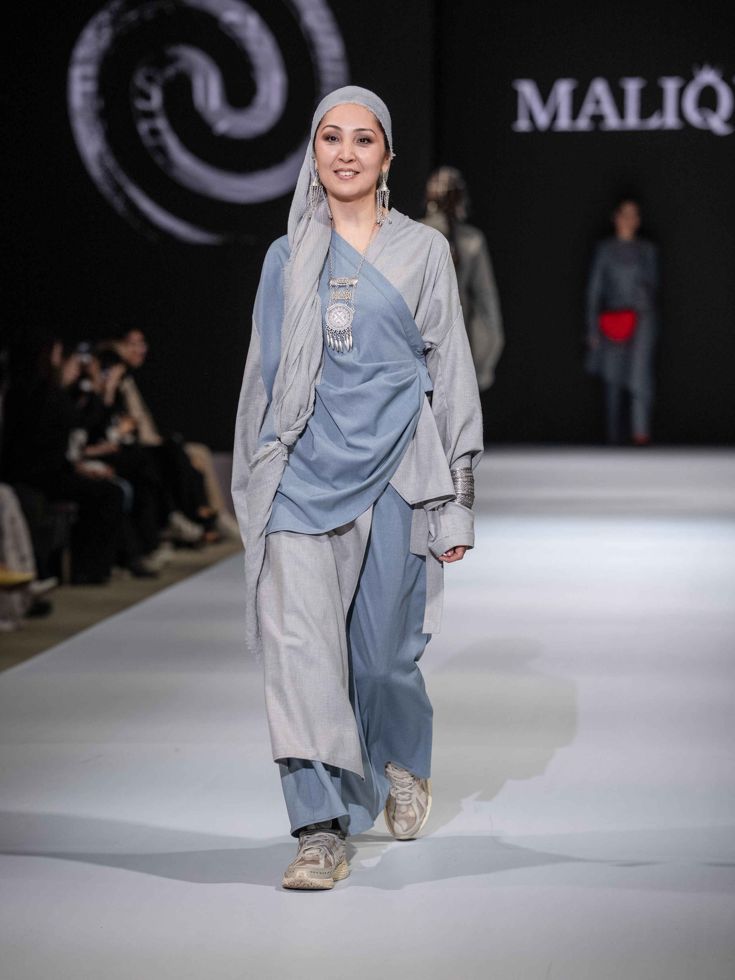 EURASIAN FASHION WEEK Malique. Сайт Алматинского НЮ АРТ, будуар и фэшн фотографа Дениса Карпенко