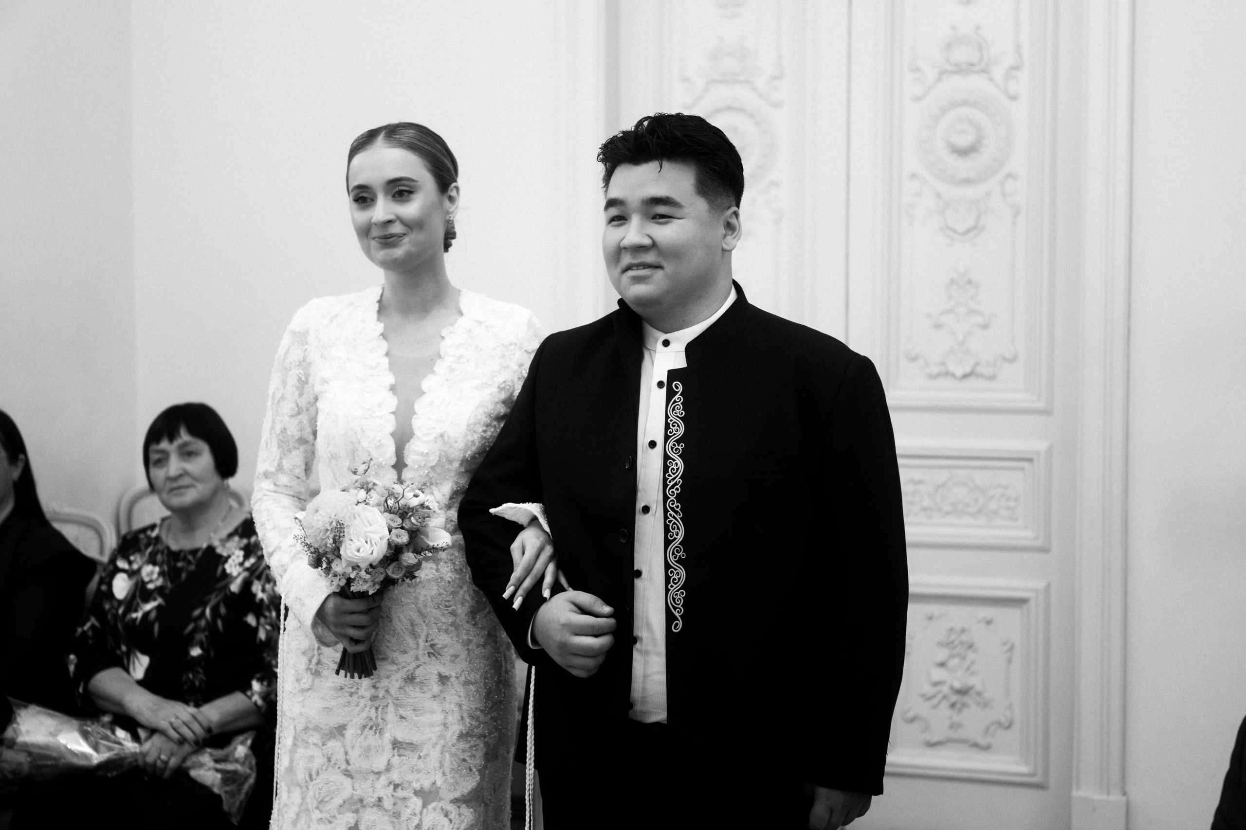 2.09.2026. Свадебный и парный фотограф Иван в Санкт-Петербурге | Профессиональная фотосъёмка