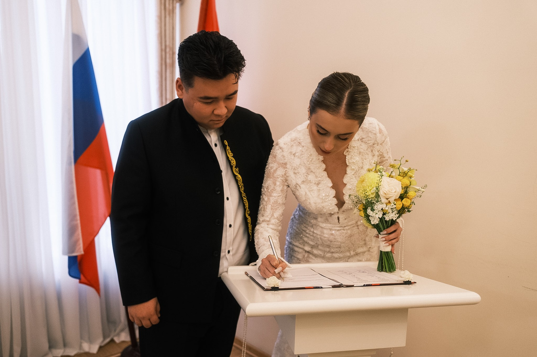 2.09.2026. Свадебный и парный фотограф Иван в Санкт-Петербурге | Профессиональная фотосъёмка