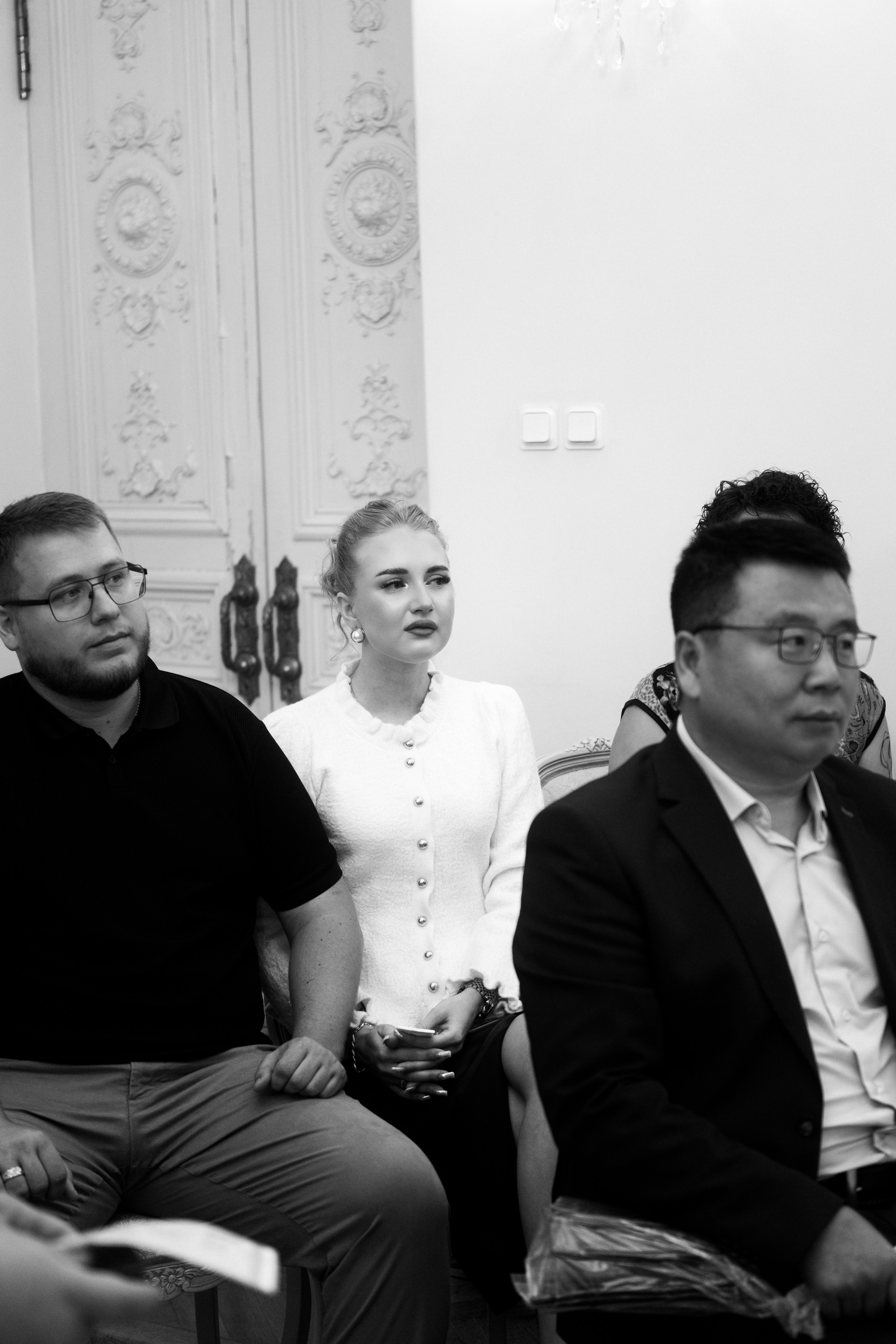 2.09.2026. Свадебный и парный фотограф Иван в Санкт-Петербурге | Профессиональная фотосъёмка