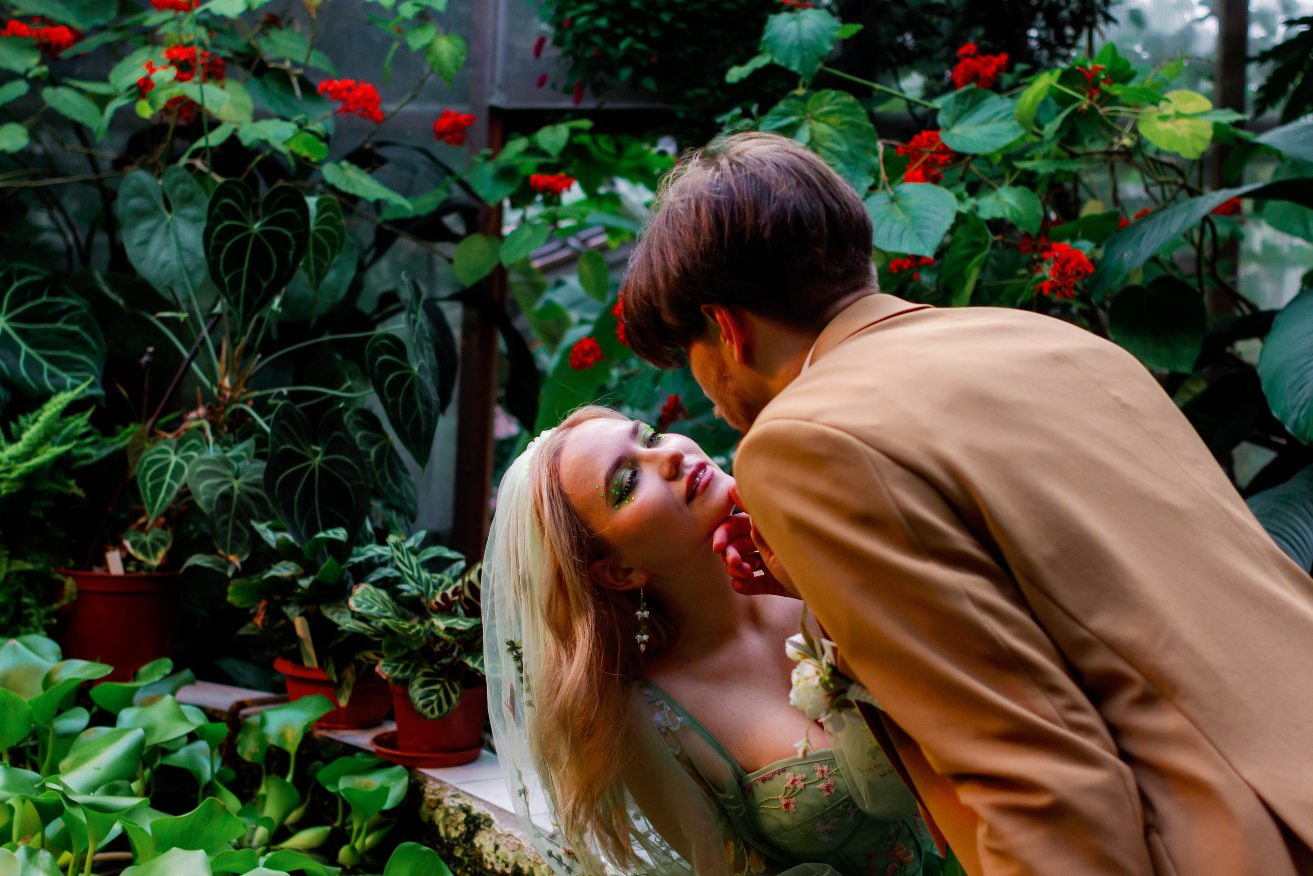 Никита и Валерия. Свадебная фотосессия в оранжерее, Екатеринбург. Фотограф в Екатеринбурге Пойгина Елена