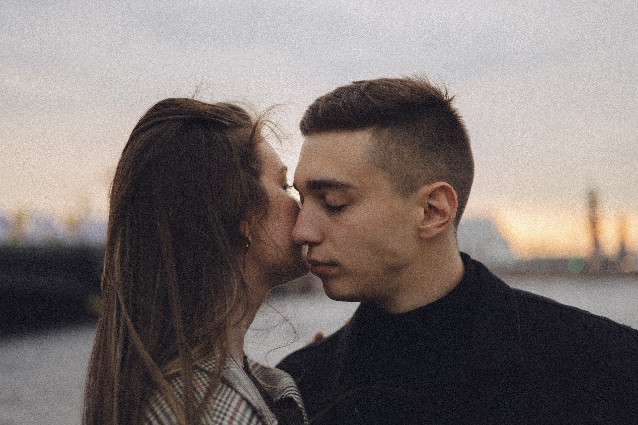 Лавстори съемка Санкт-Петербург. Фотограф в Санкт-Петербурге Осокина Елизавета