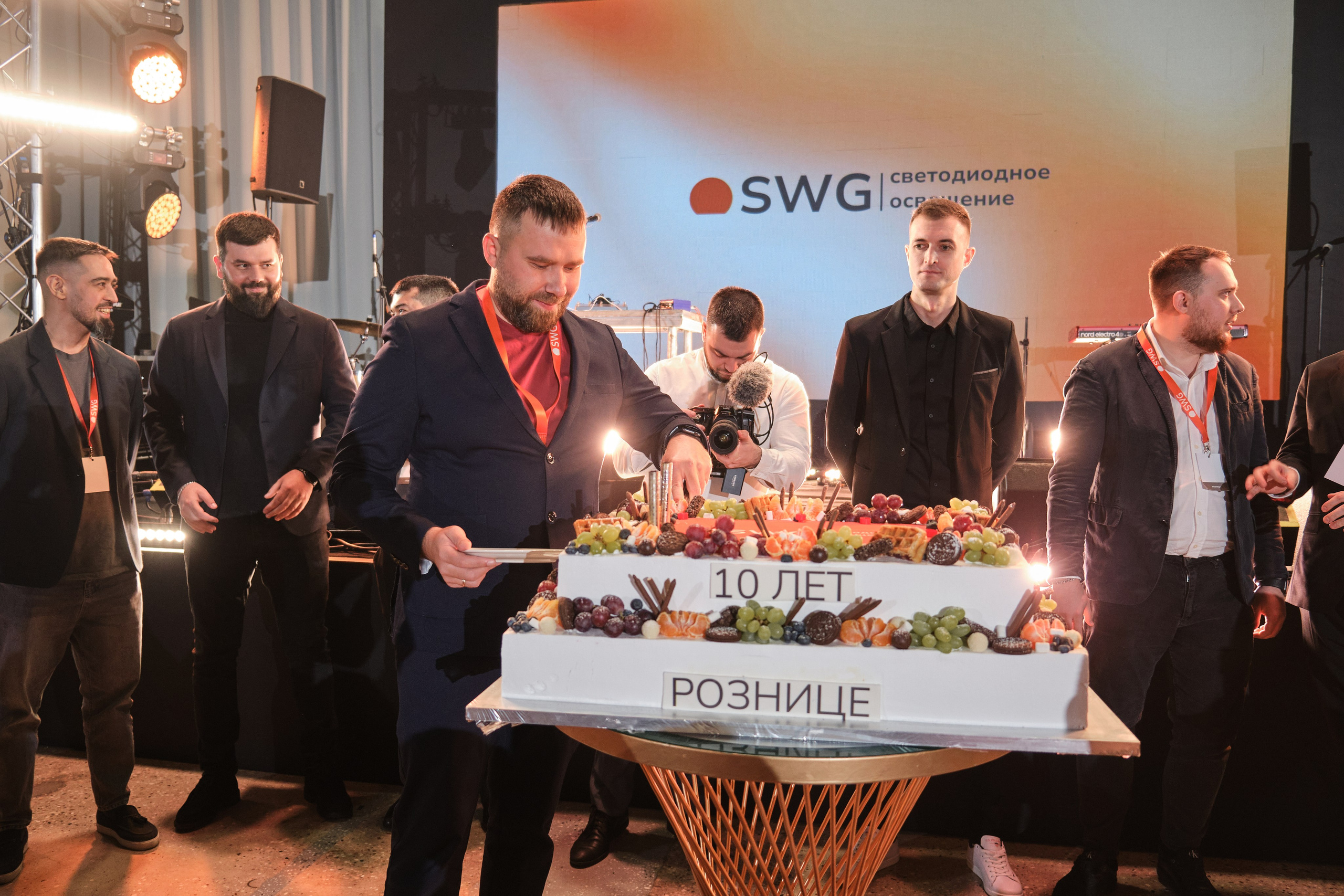 SWG. Антон Гошовский - свадебный и семейный фотограф в Москве и Крыму