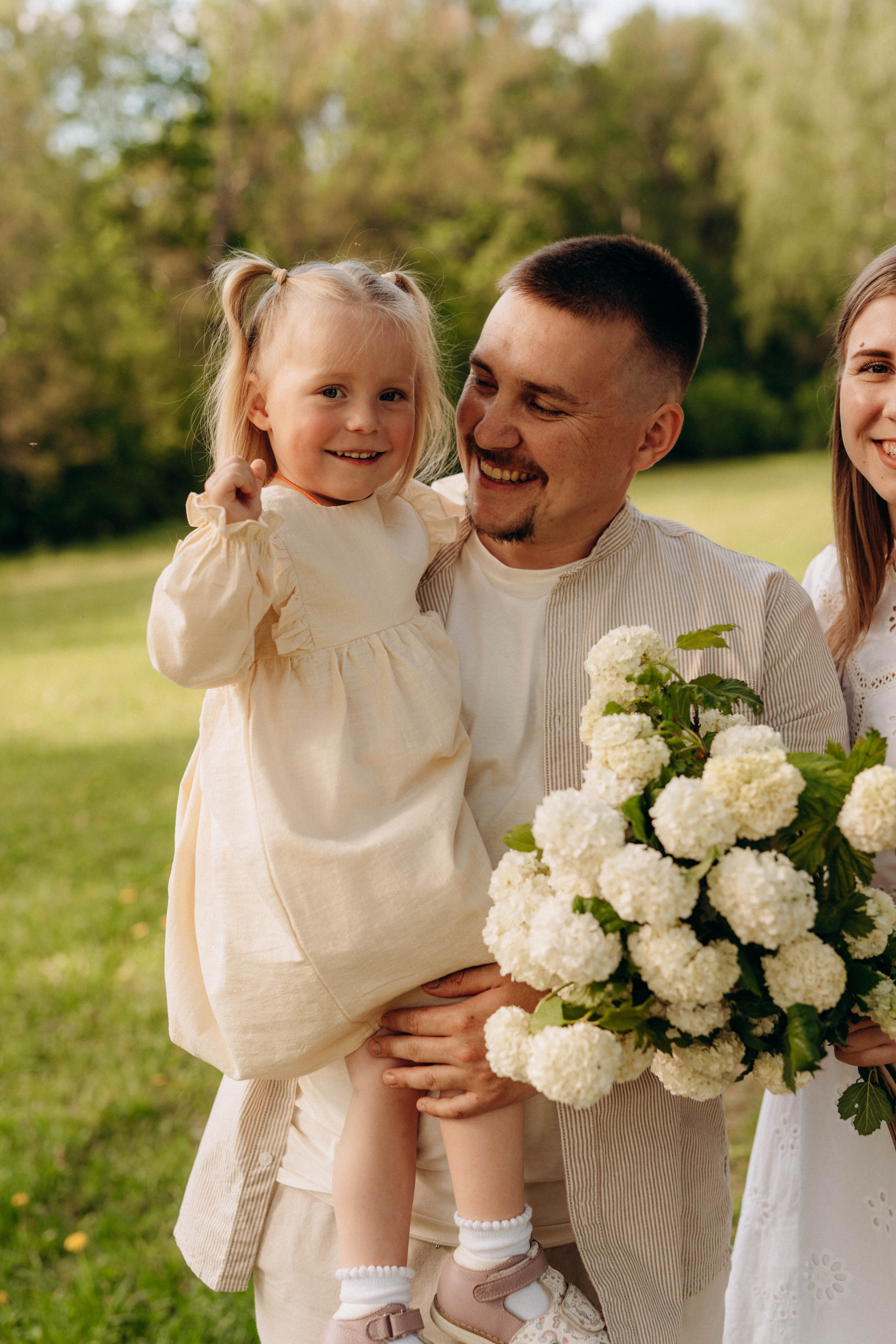 Прогулка Данилы, Алёны и Арины. Свадебный и семейный фотограф в Калуге Анна Киреева