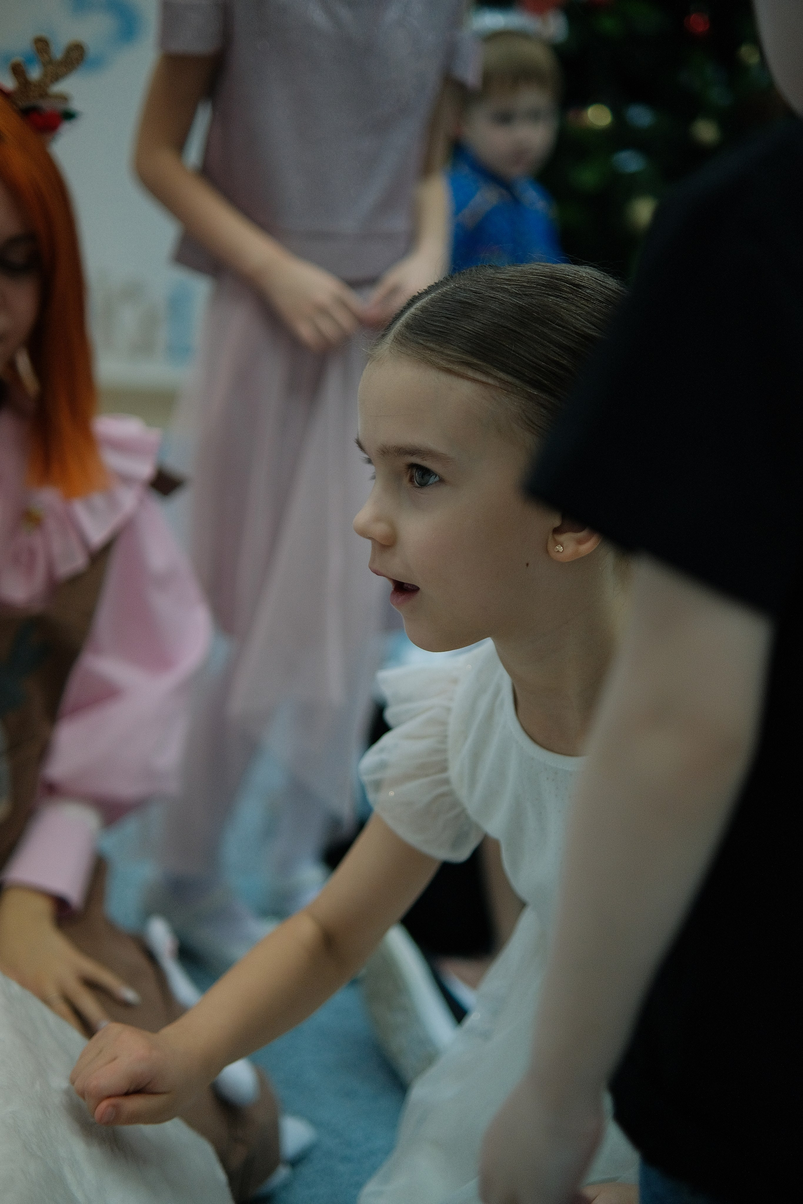 Мир знаний (Новогодний утренник). Serg_film