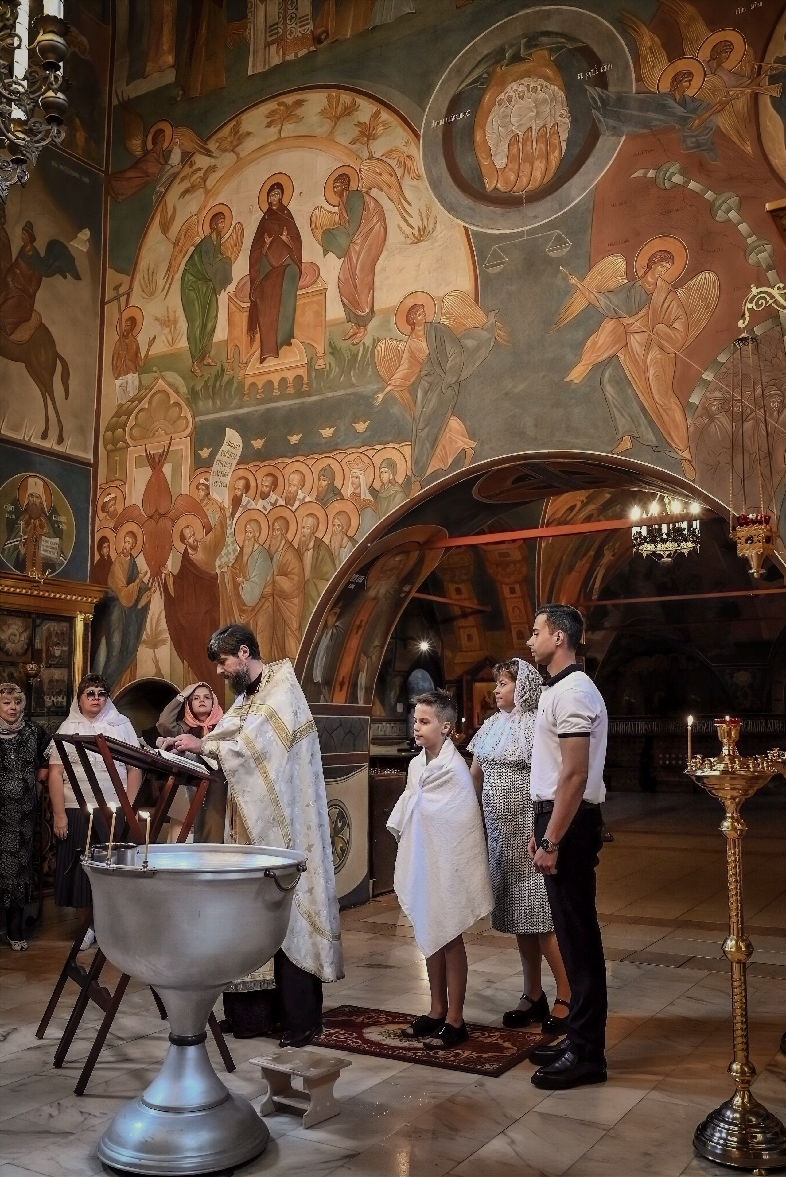 Крещение Арбат мама Ксения. Семейный и детский фотограф Москва