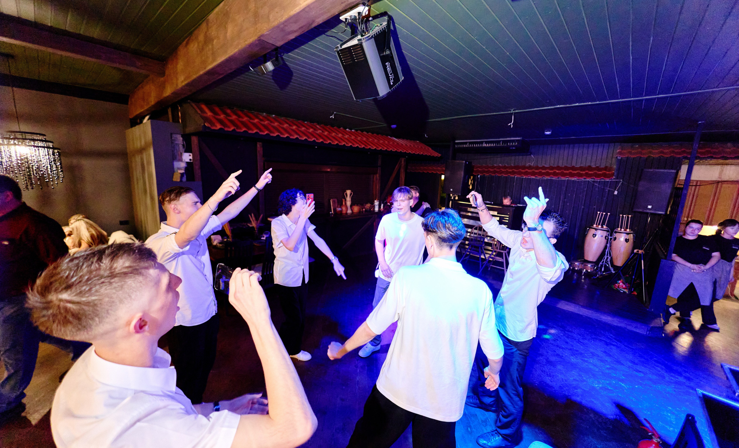 Выпускной 35 Сош. Фотограф Выпускные альбомы Таганрог Сергей Коробченко