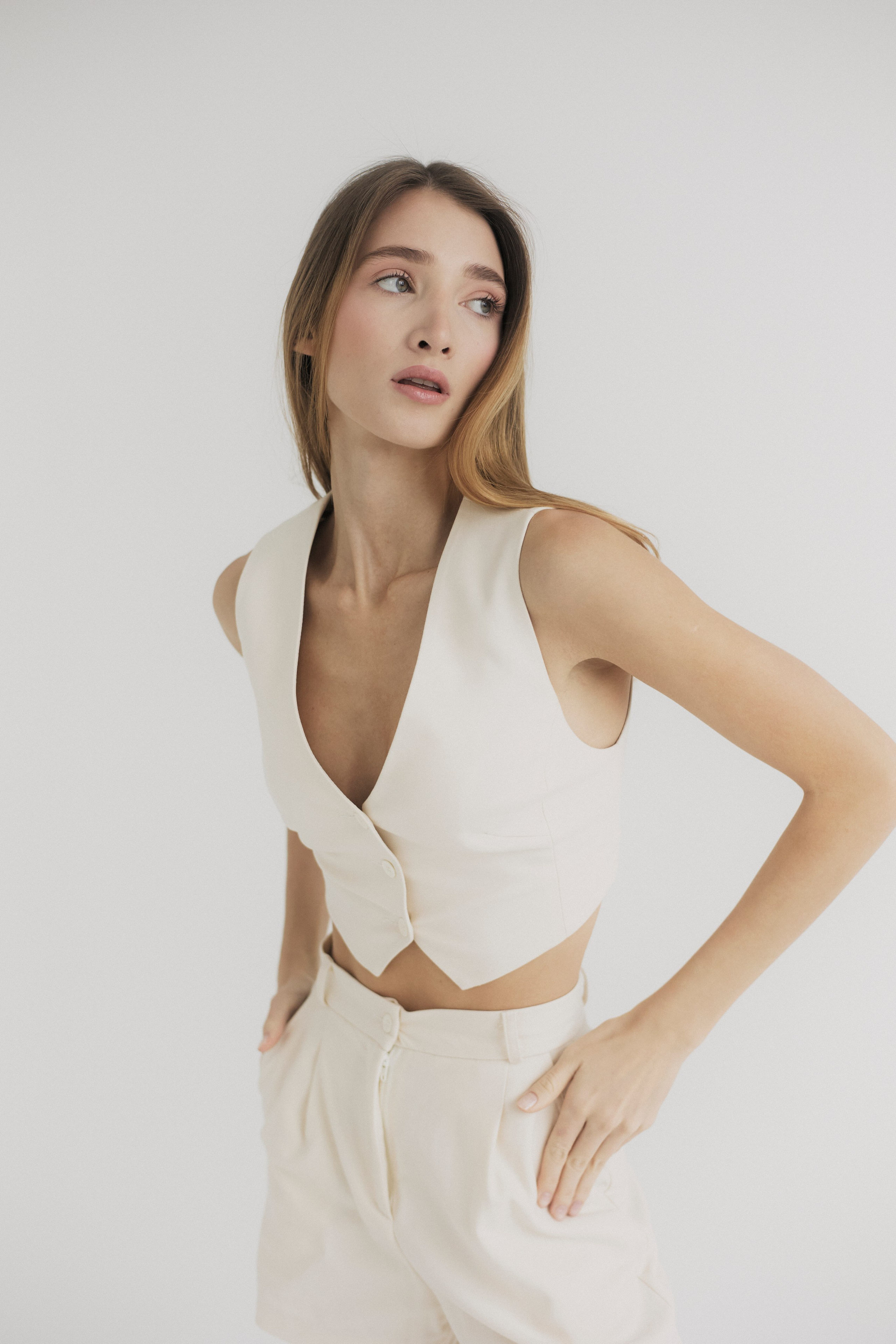 Anna. Влада Зюзина — adalwzet posmotri — коммерческий фотограф в Москве — портретный фотограф, фотограф для брендов