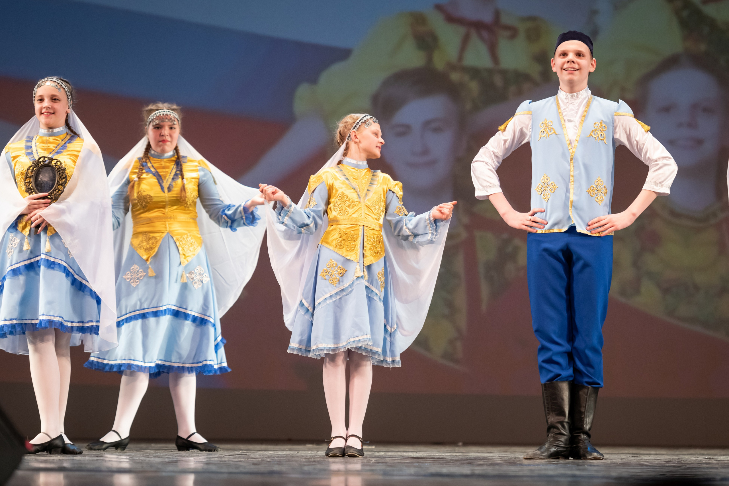 15 сентября, концерт БКЗ. Золотое яблочко