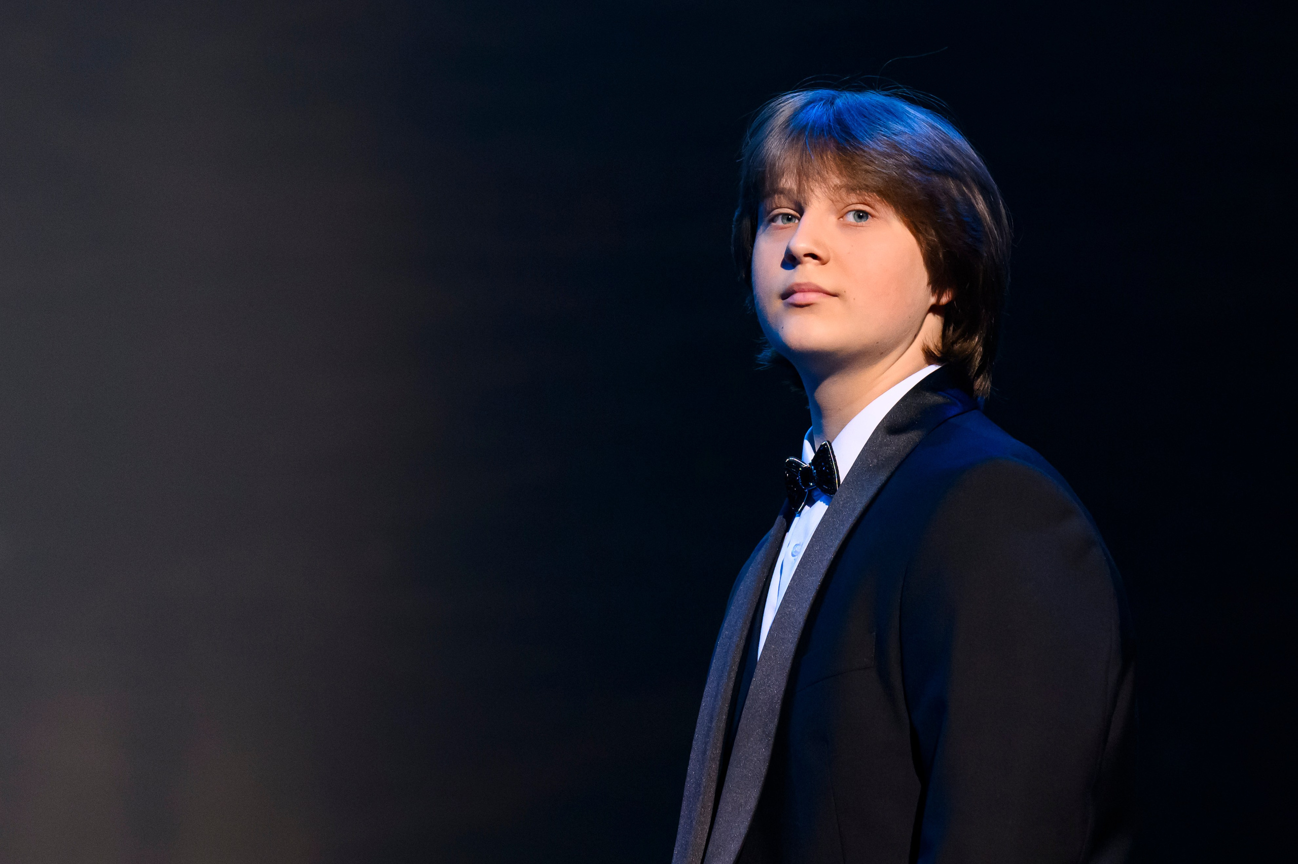 23 апреля, часть 1, БКЗ Октябрьский, г. Санкт-Петербург. Золотое яблочко