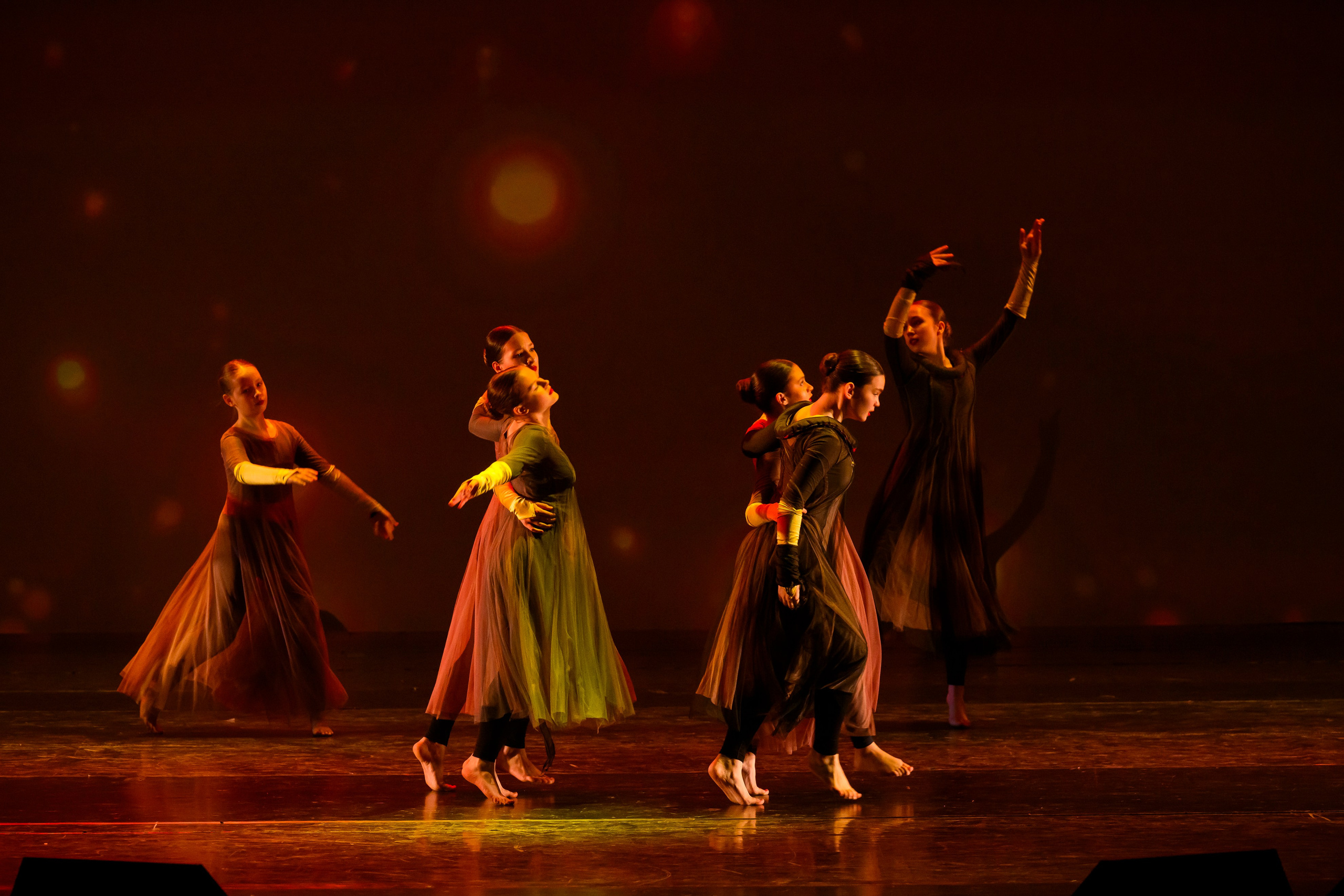 23 апреля, часть 1, БКЗ Октябрьский, г. Санкт-Петербург. Золотое яблочко