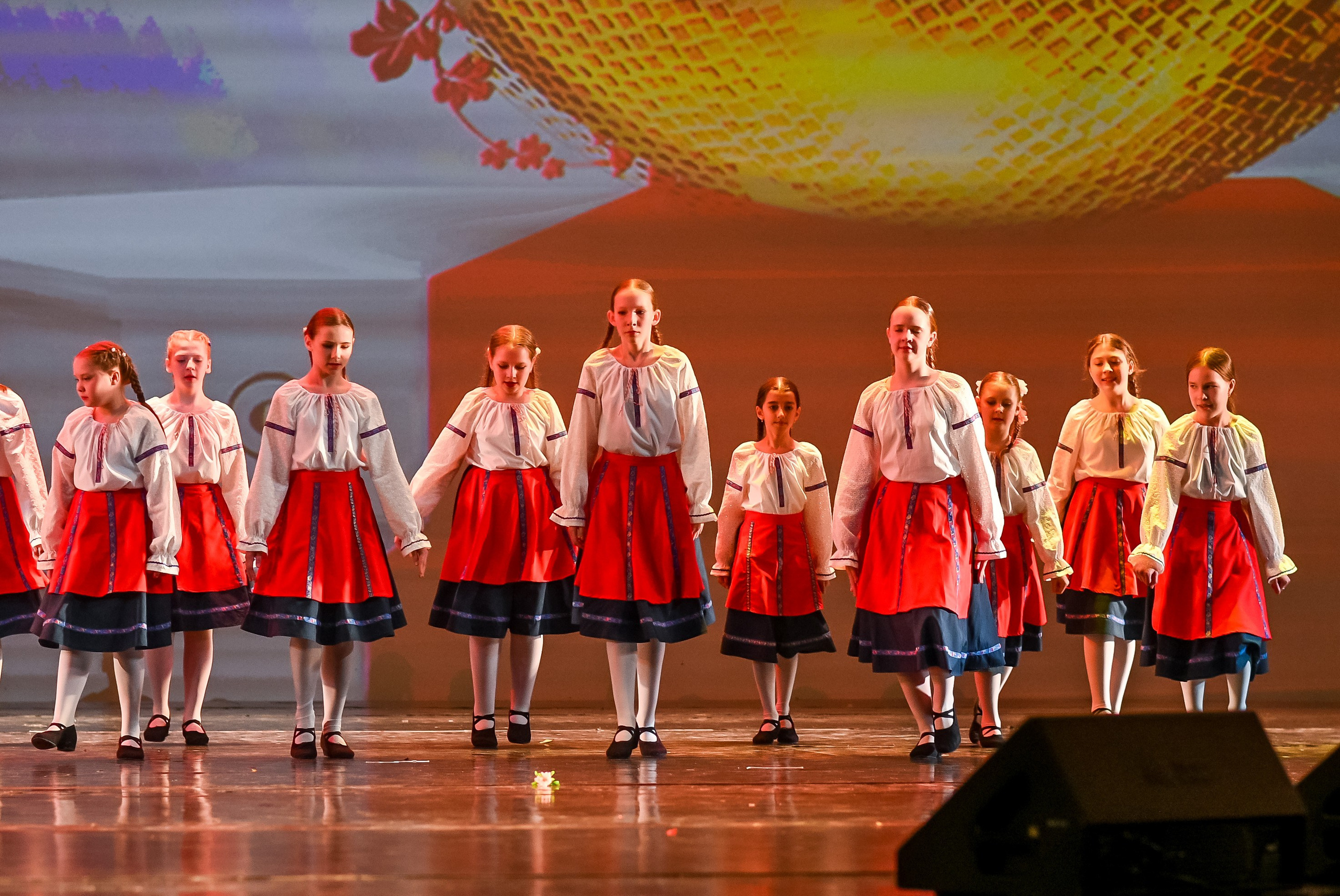 23 апреля, часть 3, БКЗ Октябрьский, г. Санкт-Петербург. Золотое яблочко