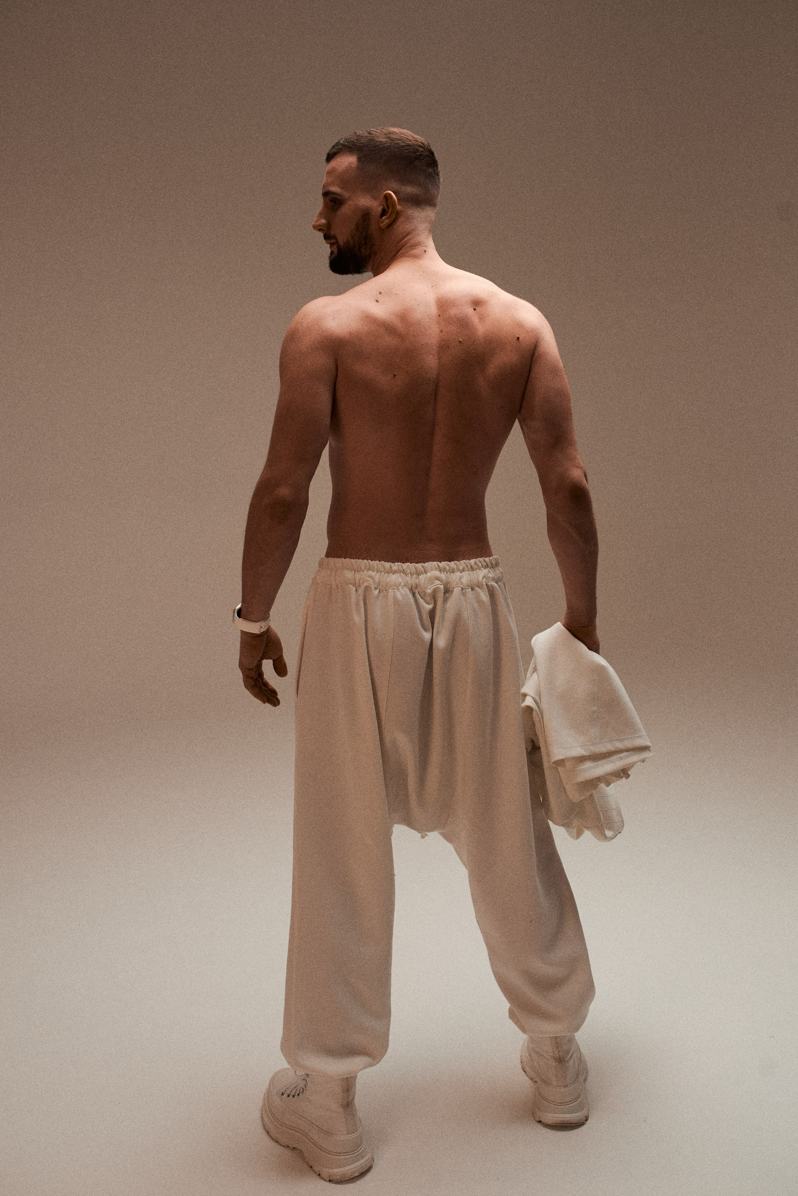 Платон, кинезеолог. Ульяна Сёмина, фотограф, Москва