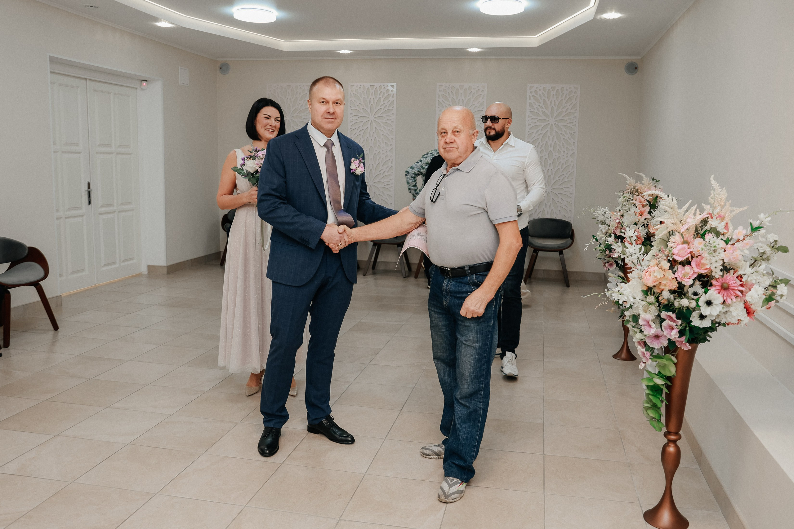 Евгений и Евгения Регистрация и прогулка. Фотограф Юлия Мальцева