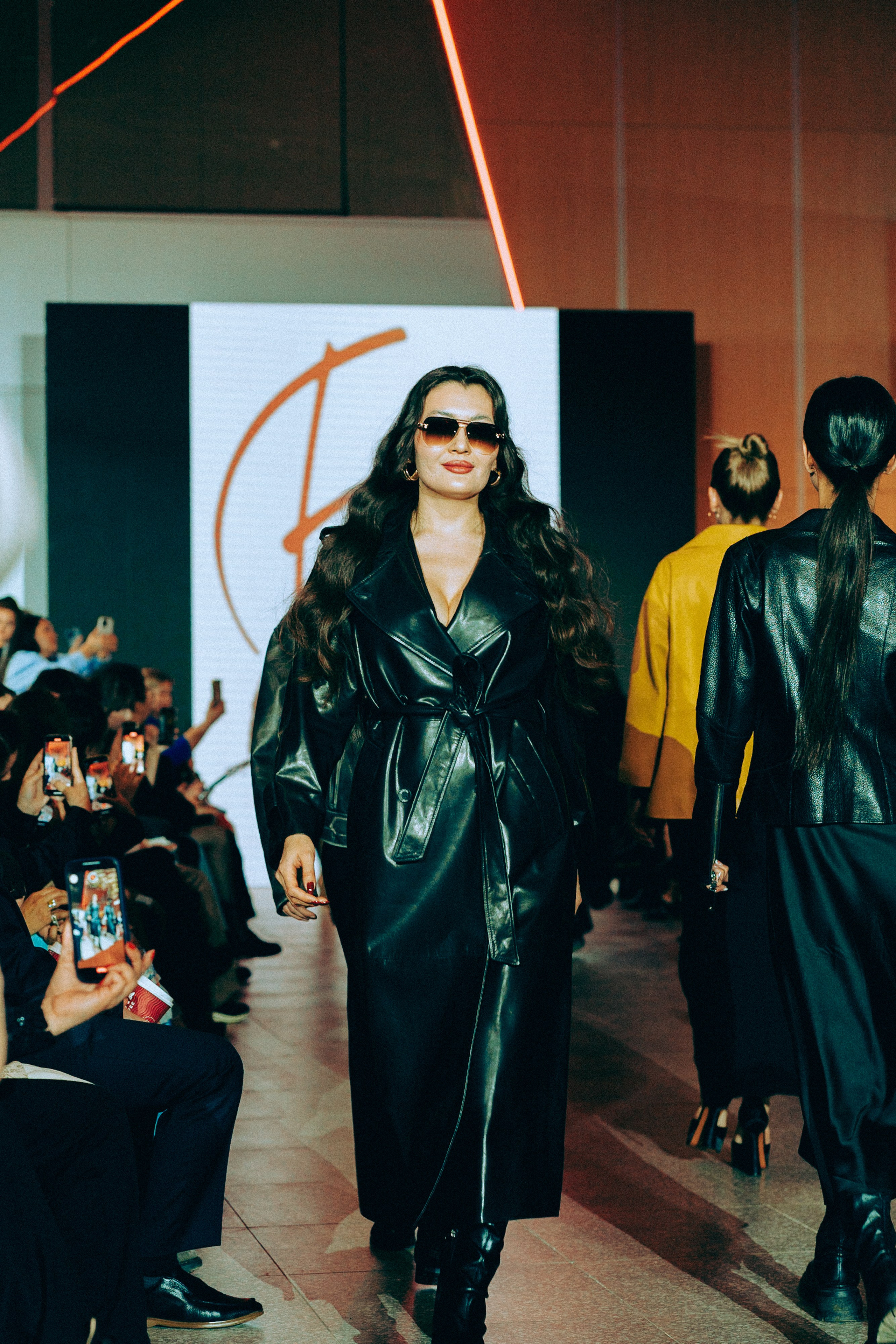 Fashion Show Allur. Репортажный фотограф в Астане — Диана Калтаева, портретный фотограф