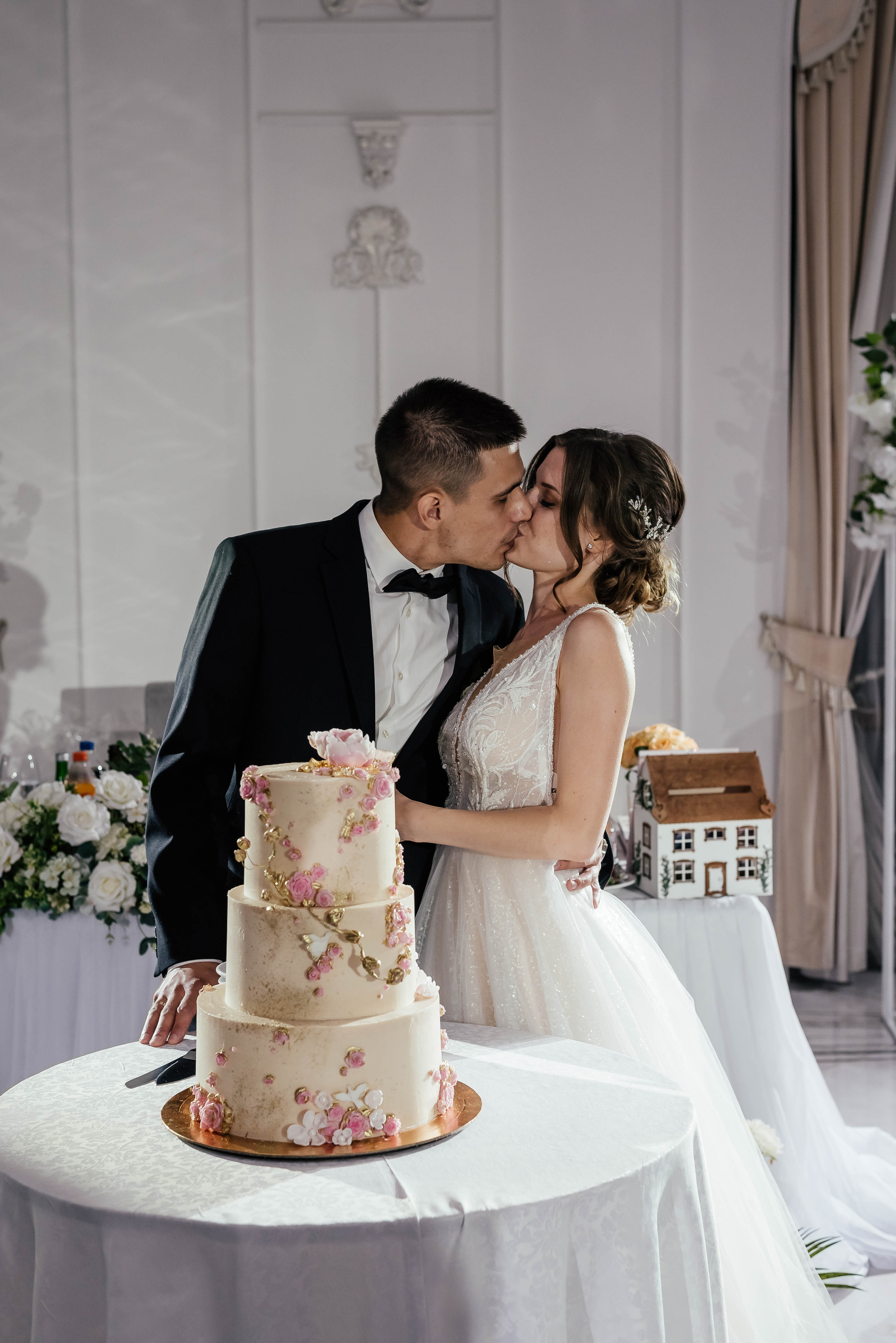 Максим и Юлия. Свадебный фотограф в Ростове Александра Груздева