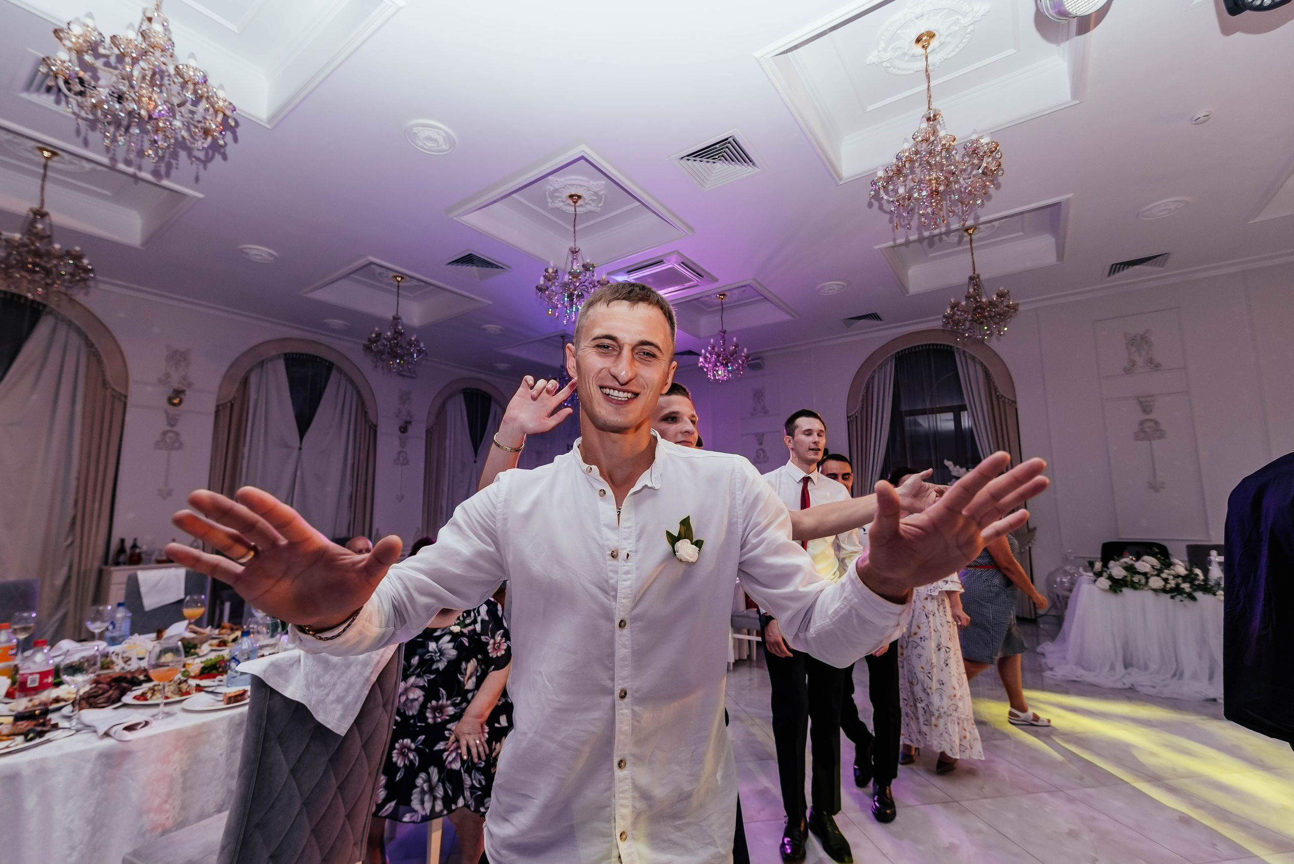 Максим и Юлия. Свадебный фотограф в Ростове Александра Груздева