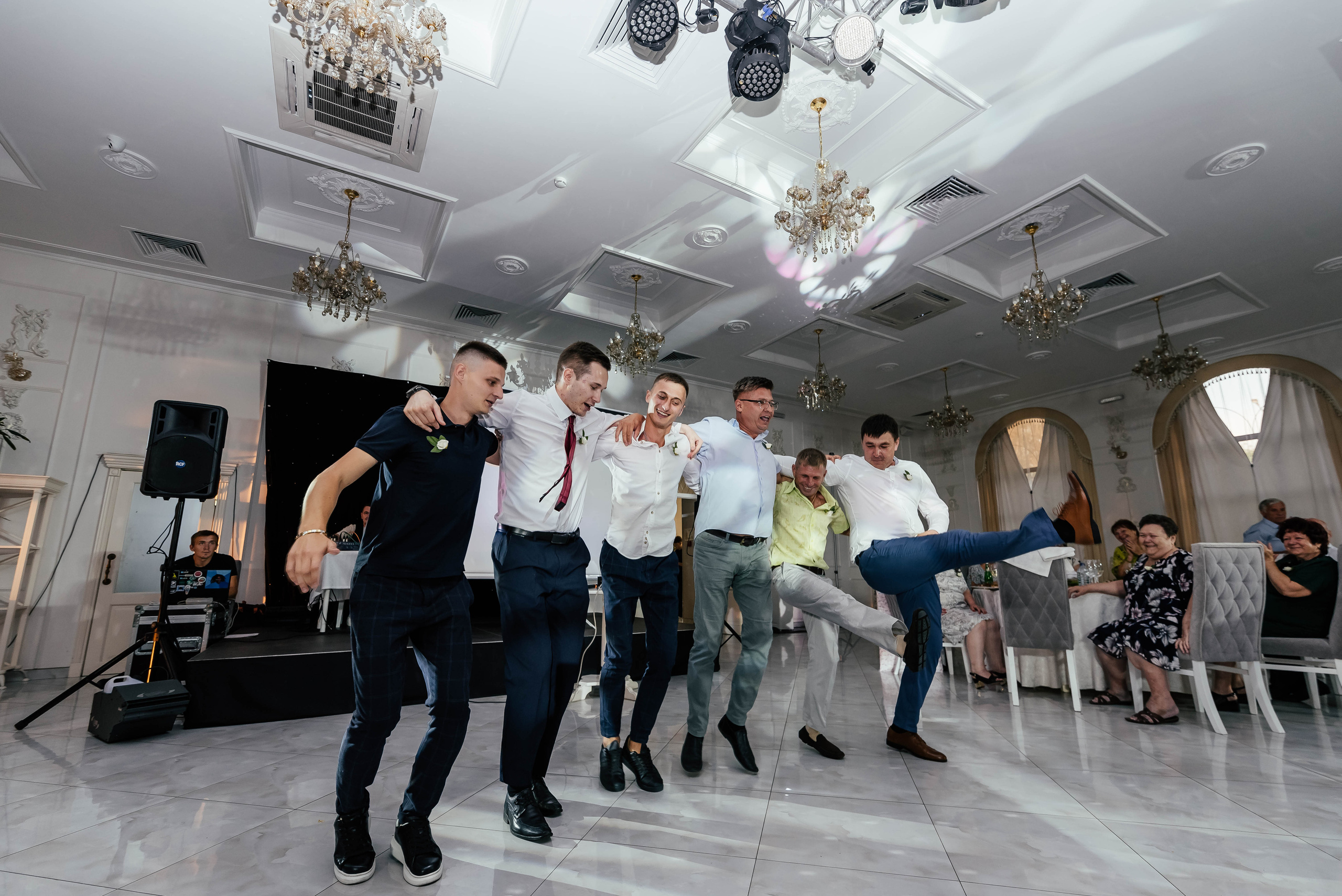 Максим и Юлия. Свадебный фотограф в Ростове Александра Груздева