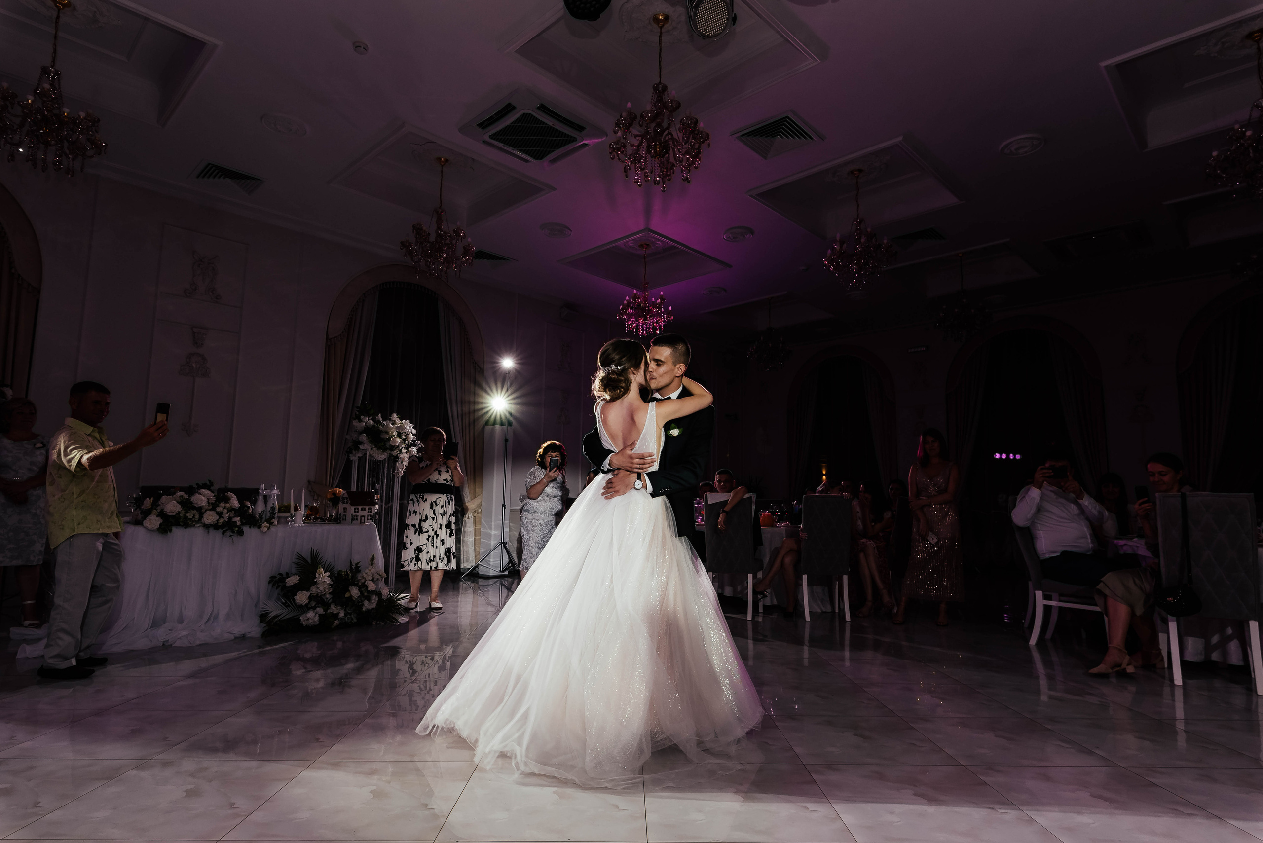 Максим и Юлия. Свадебный фотограф в Ростове Александра Груздева