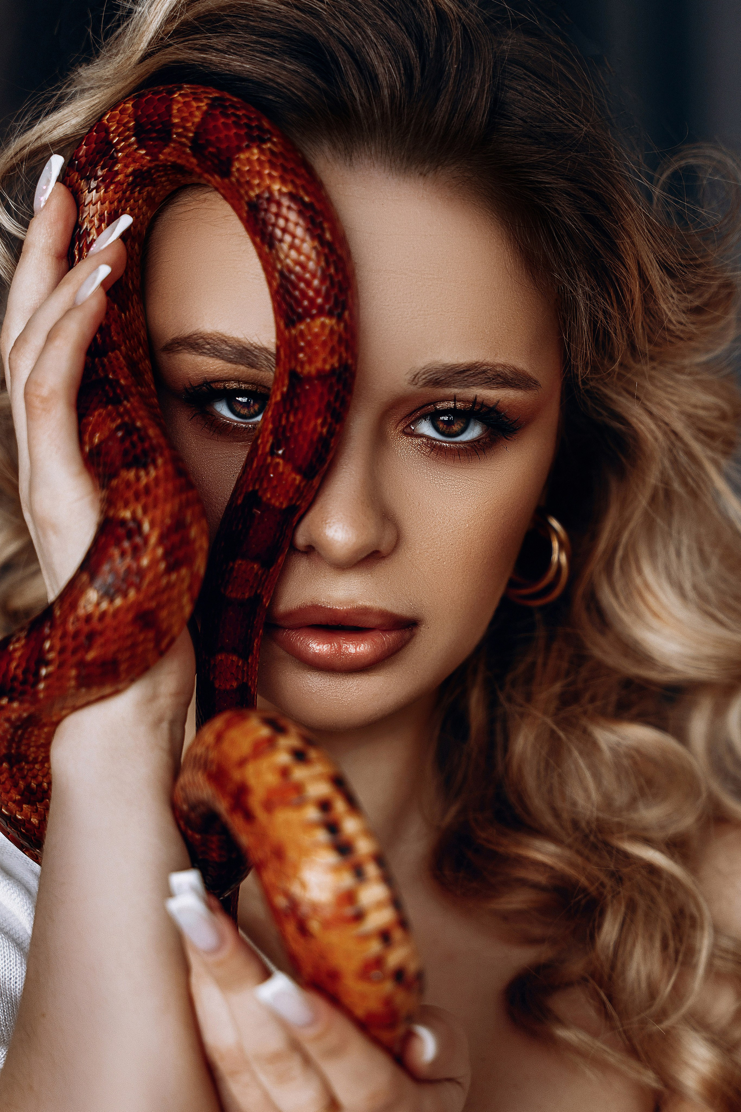 Аня — фотосессия со змеёй. Фотограф в Смоленске Ольга Давыдова