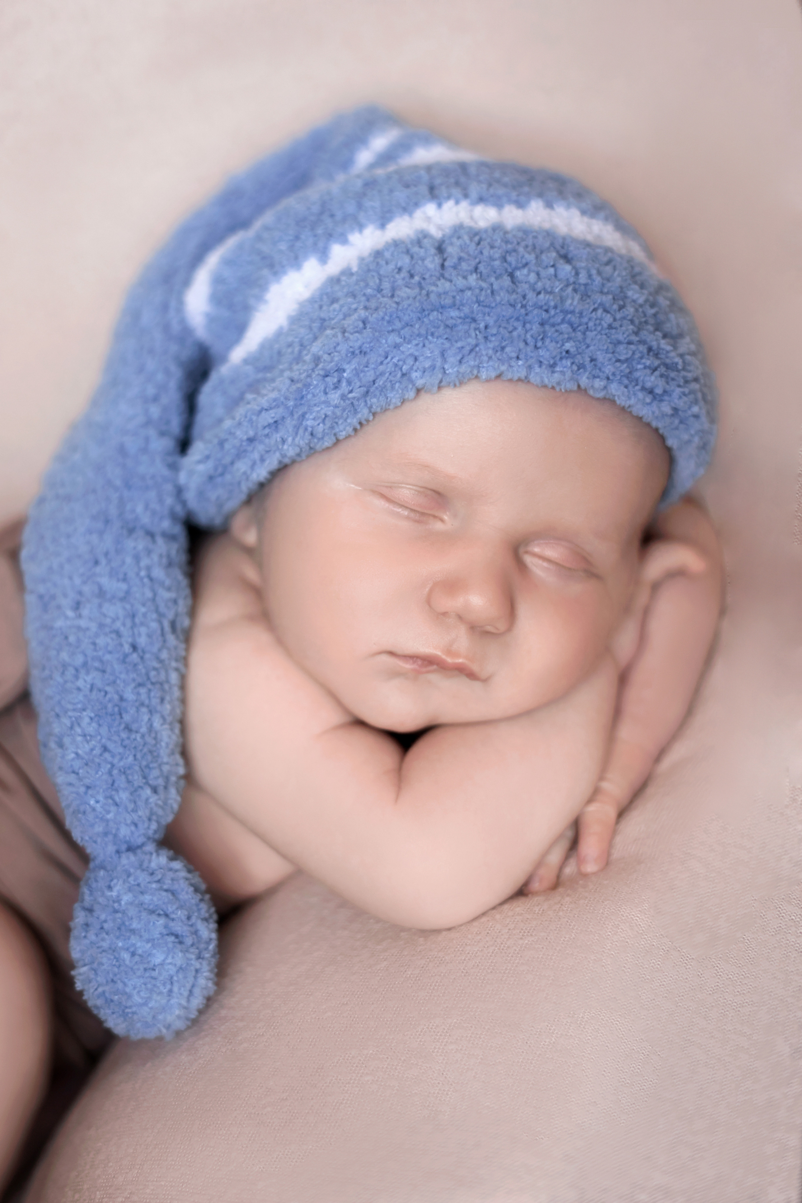 Мирон. Мила Посвит Фотограф новорожденных в Тобольске