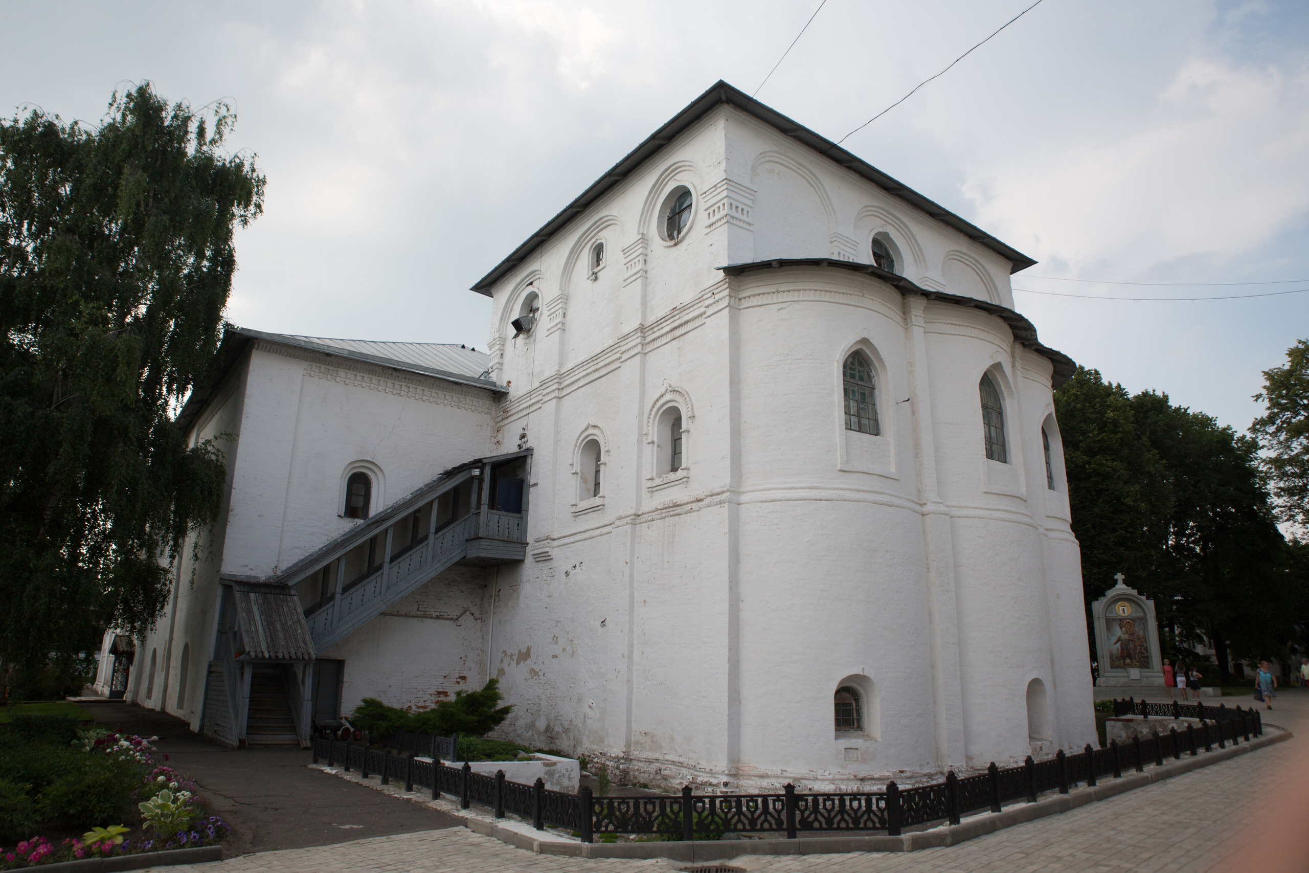 Г. Ярославль. Студия Максима Белослюдцева