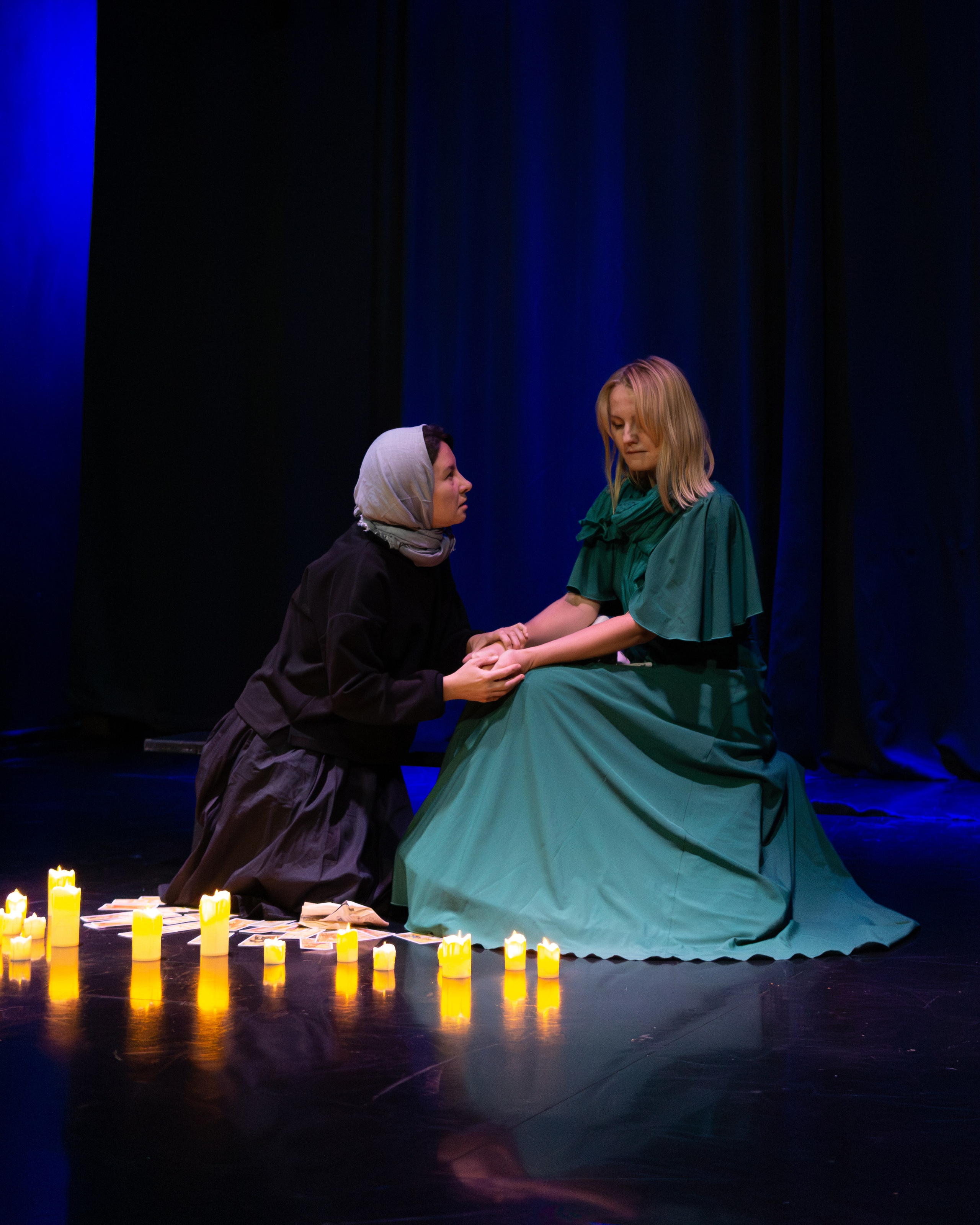 Показ отрывков из произведений Островского. Репортажный и портретный фотограф Андрей Гаровский