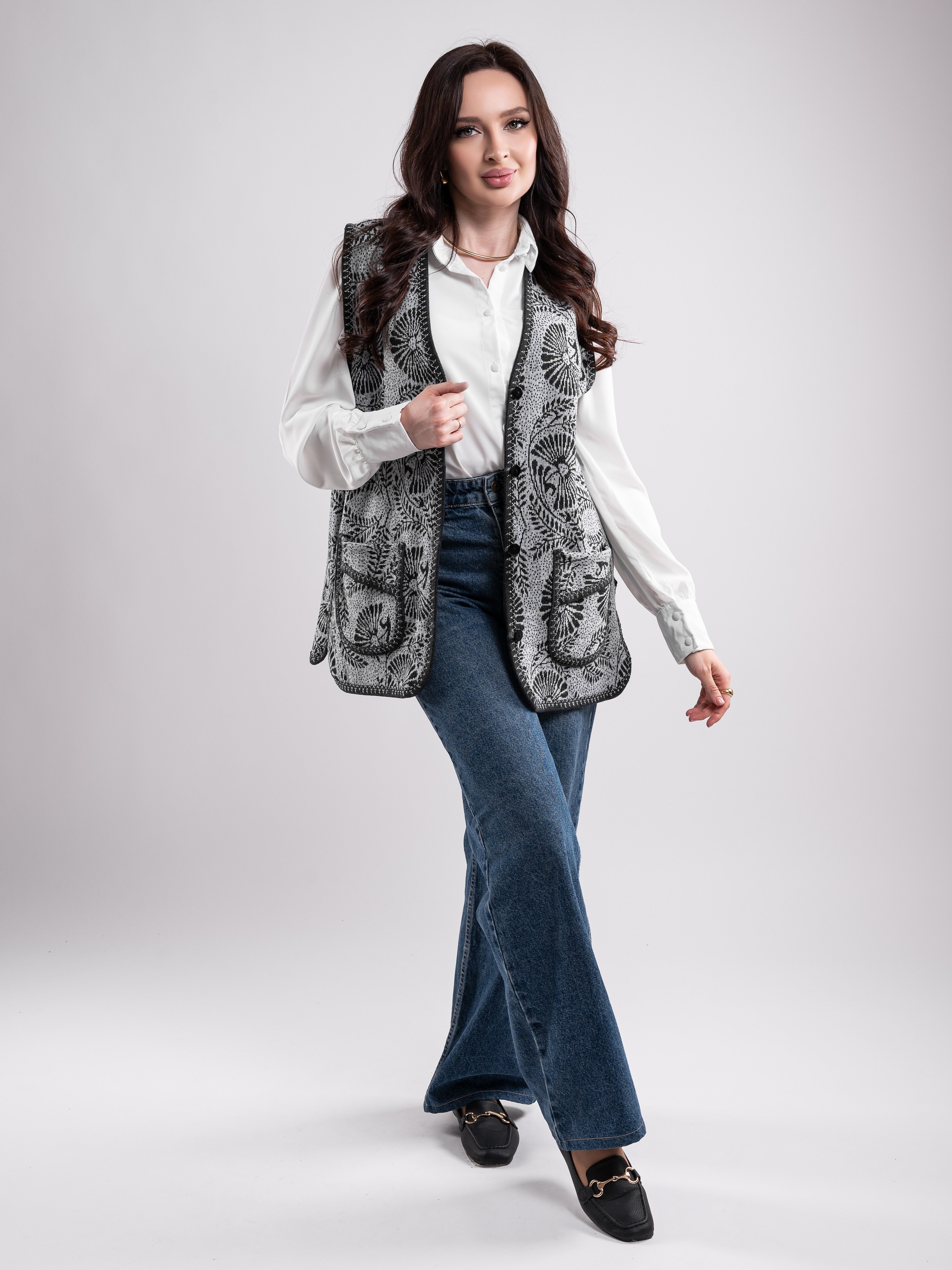 Жилеты. Предметный фотограф, фото для маркетплейсов Пятигорск, КМВ