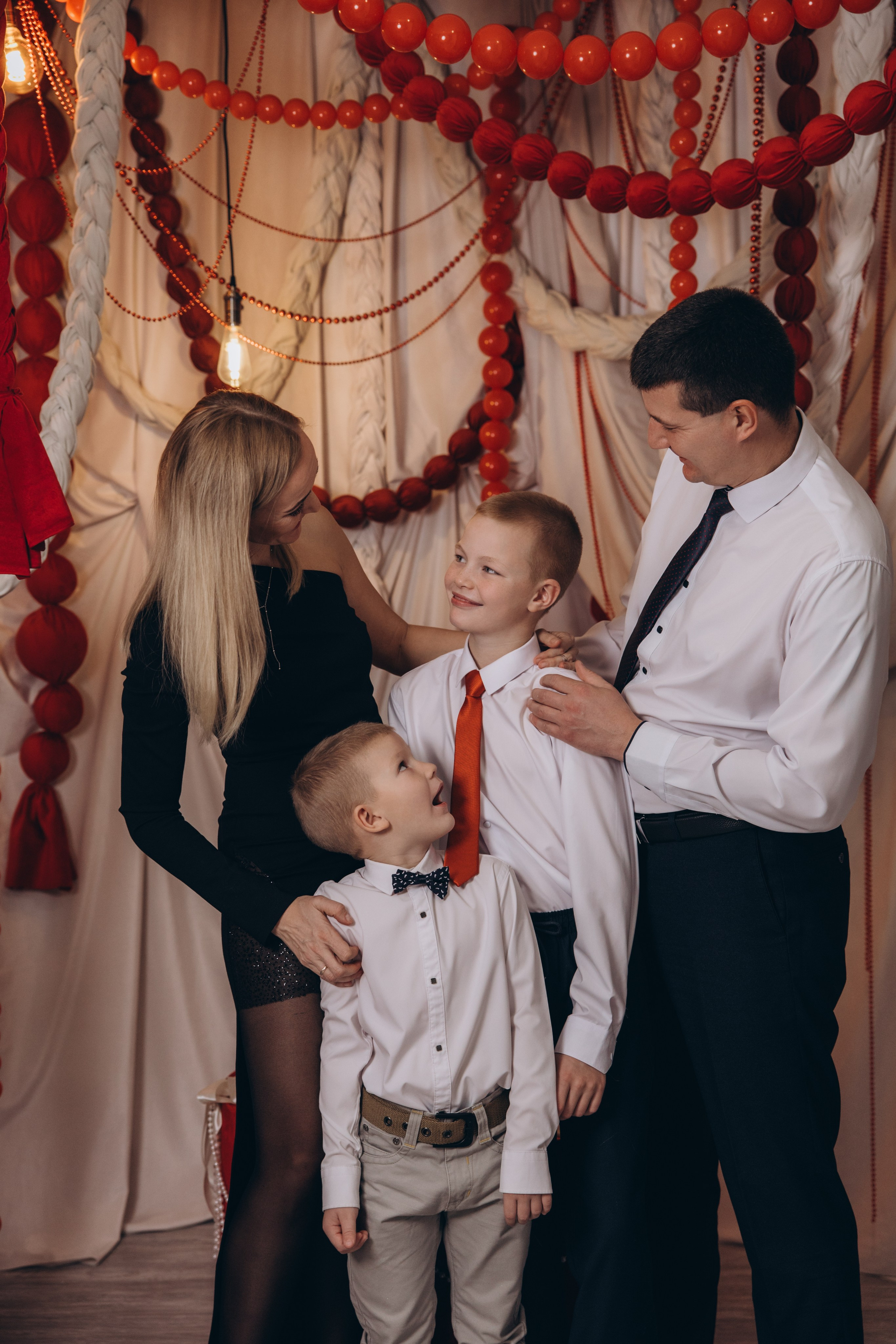 Новогодние истории в студии 8 этаж. Свадебный, семейный фотограф в Иркутске Светлана Макаричева